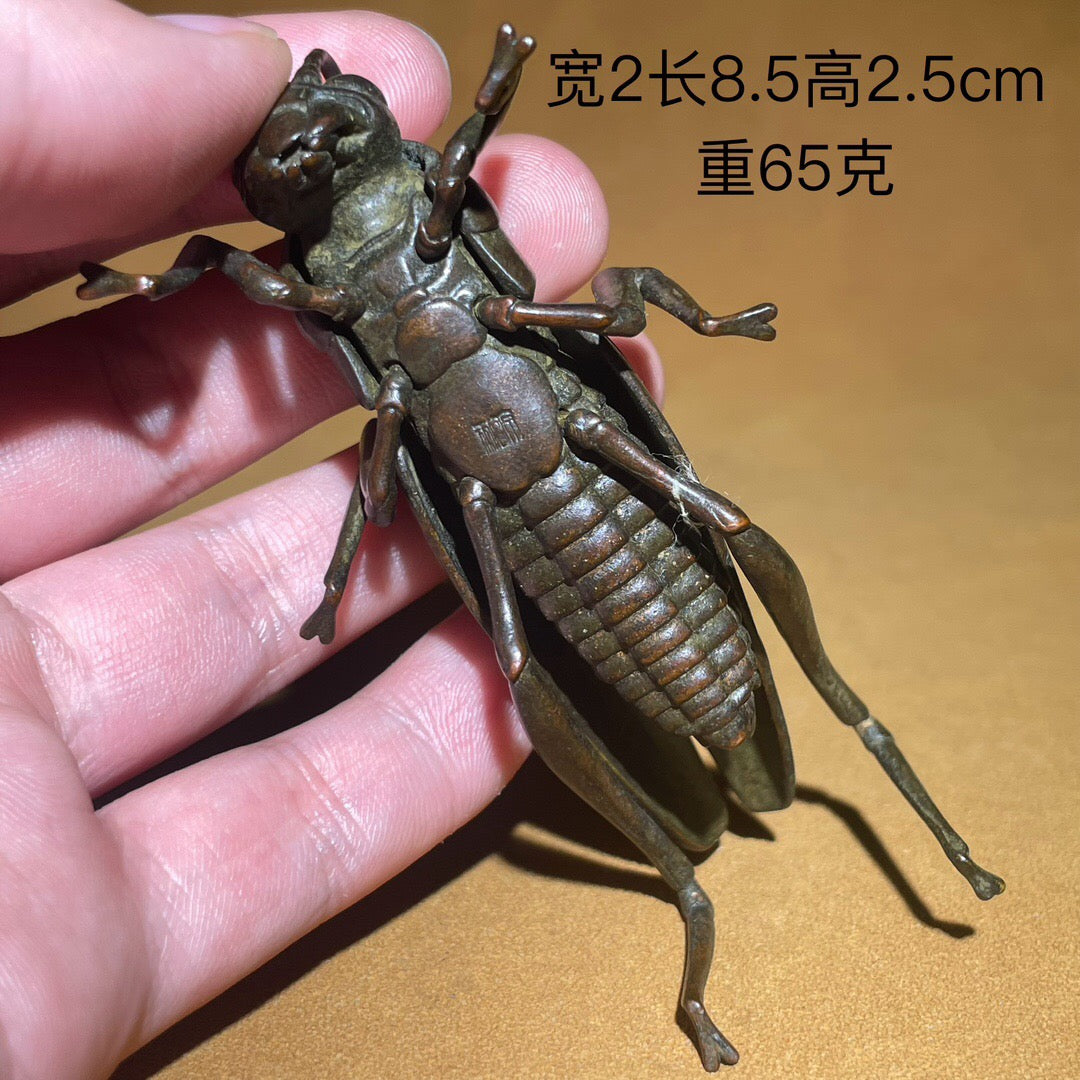 Chinese antique pure copper cricket tea pet ornament