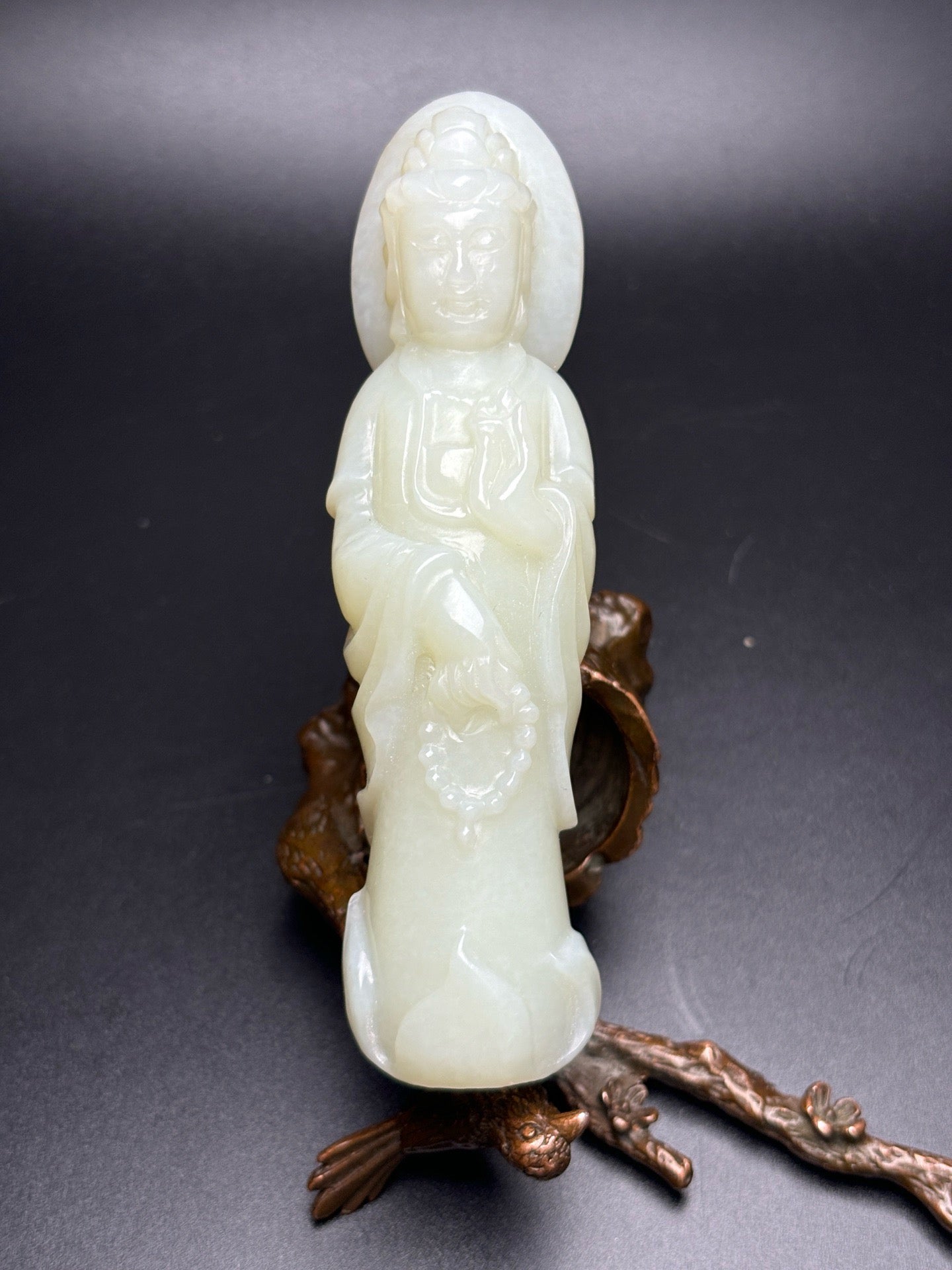 Chinese Antique Hotan Jade Guanyin Bodhisattva