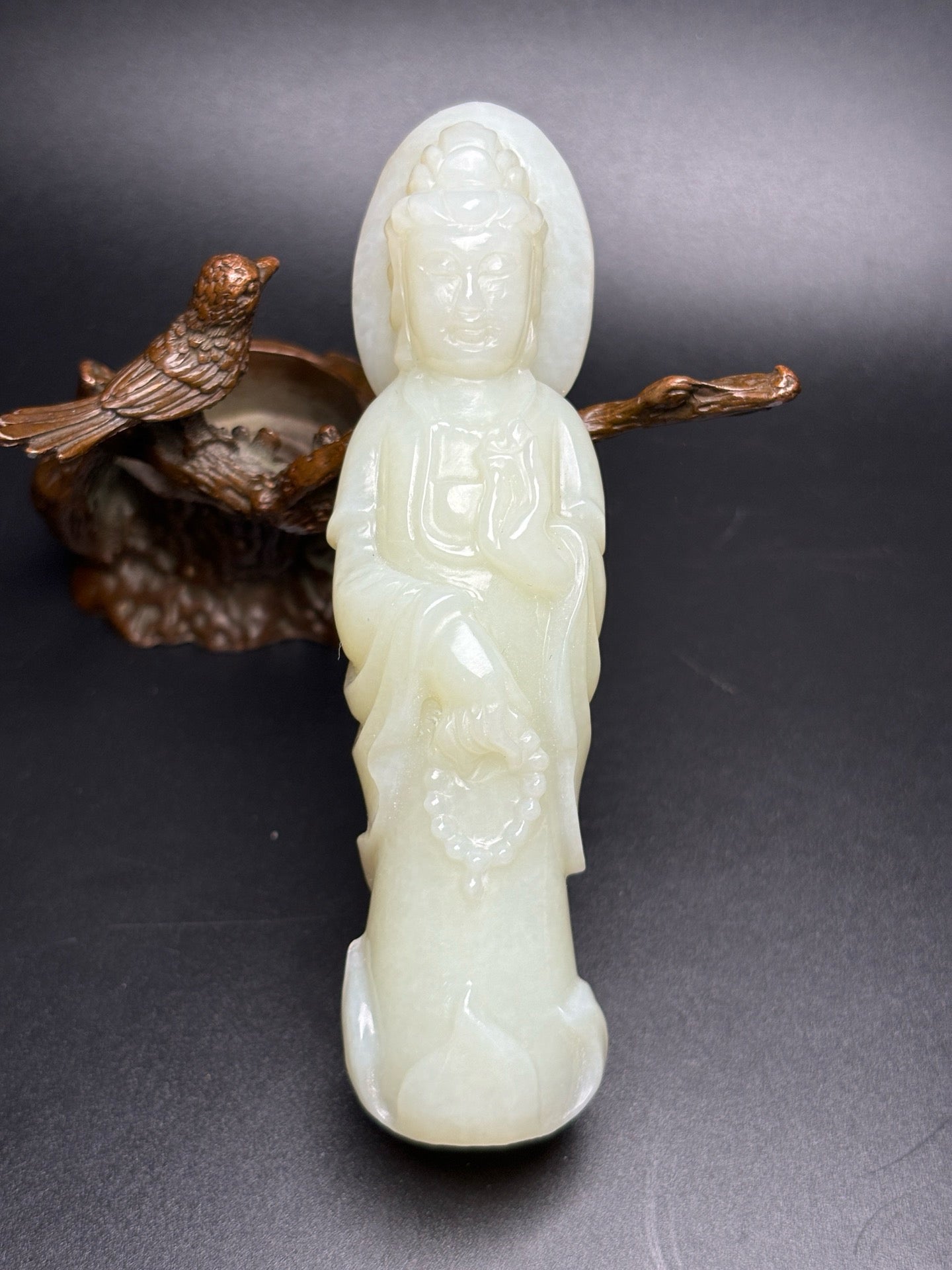 Chinese Antique Hotan Jade Guanyin Bodhisattva