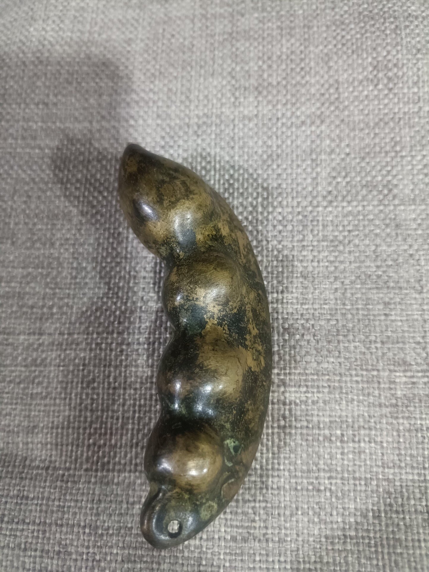 Chinese antique pure copper pea ornament