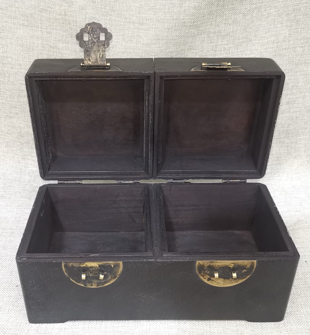 Blood sandalwood inlaid old jade wooden box