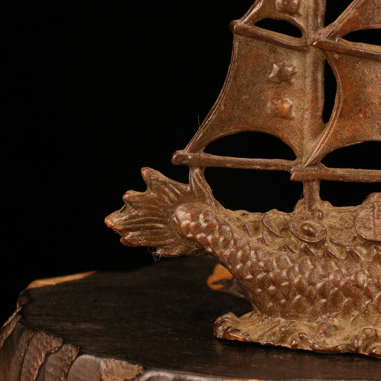 Chinese antique dragon boat