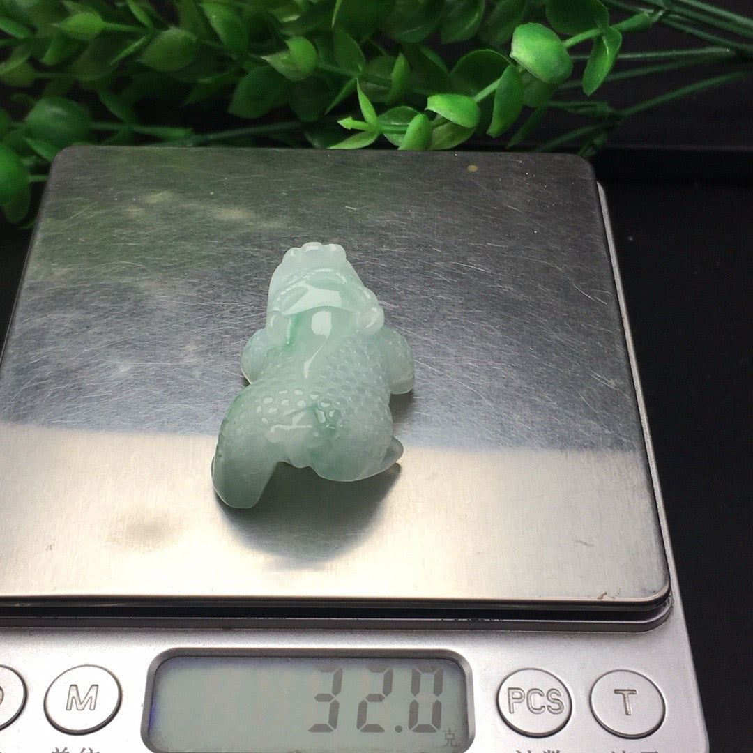 Chinese antique white background green three-dimensional Pixiu