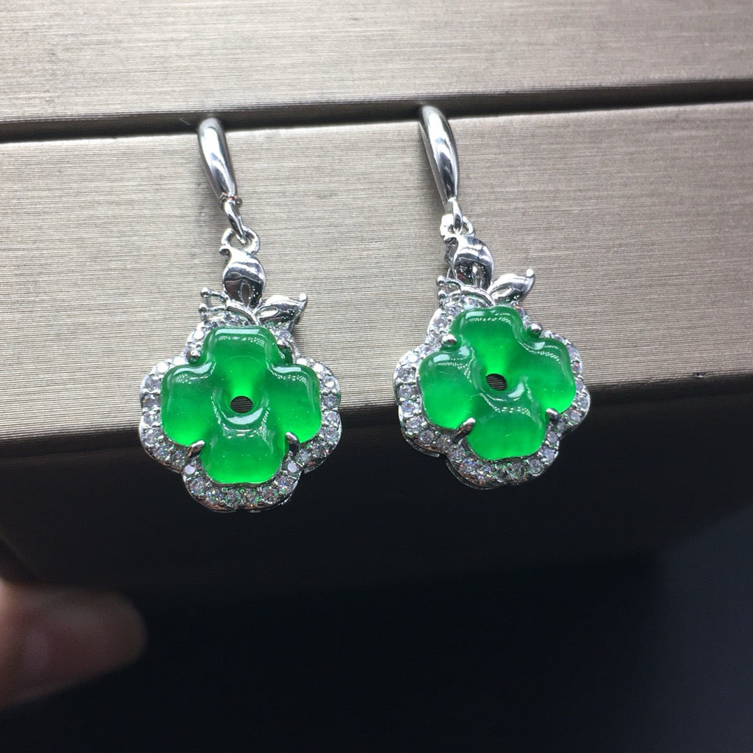 Ice Green Clover Jade Earrings