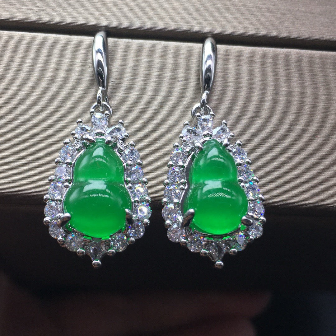 Ice Green Jade Gourd Earrings