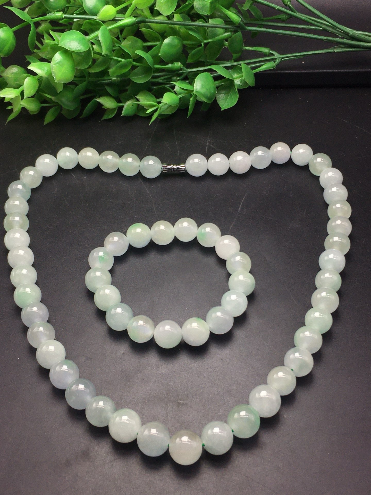 Ice type round bead jade necklace bracelet two-piece set