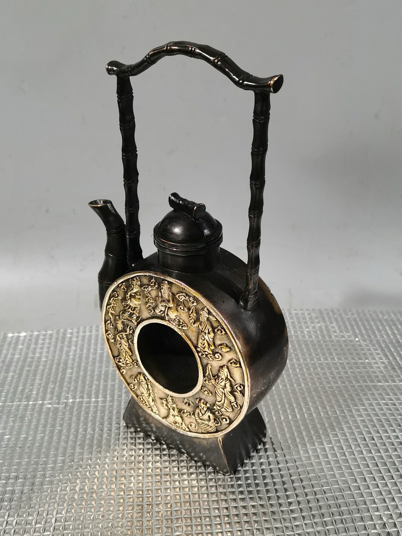 Chinese antique pure copper lifting beam teapot