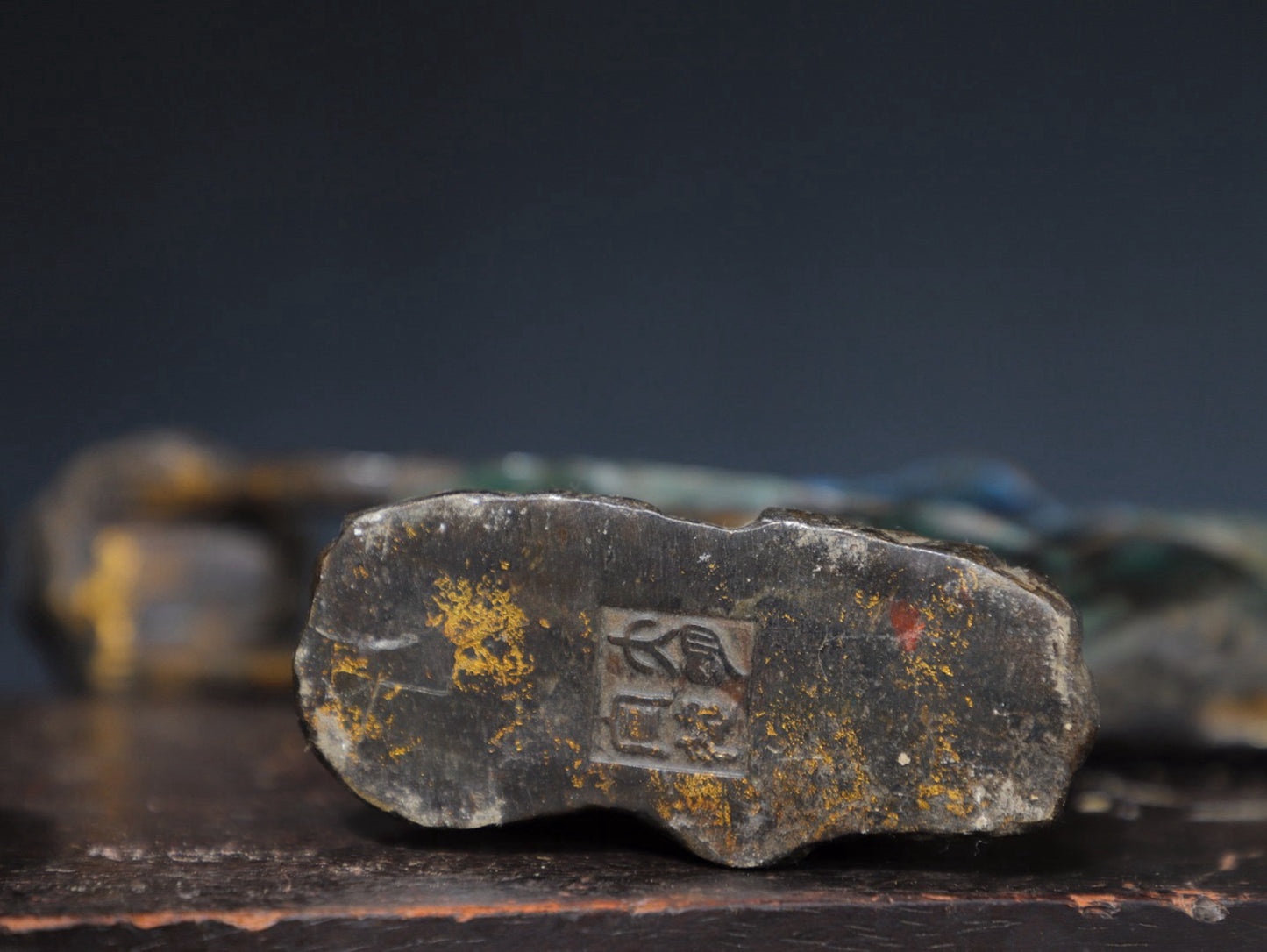 A pair of pure copper copywriting ornaments wax stands