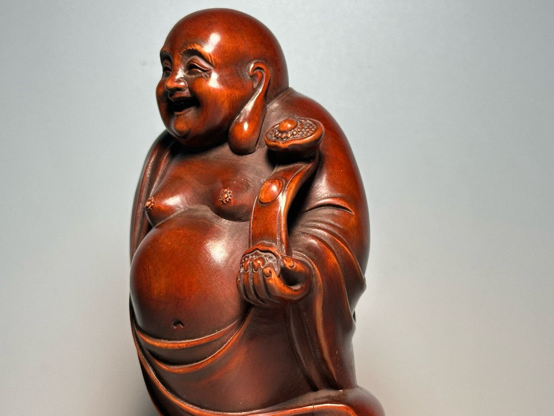 Chinese antique boxwood carving with exquisite craftsmanship to carve the Ruyi Maitreya Buddha