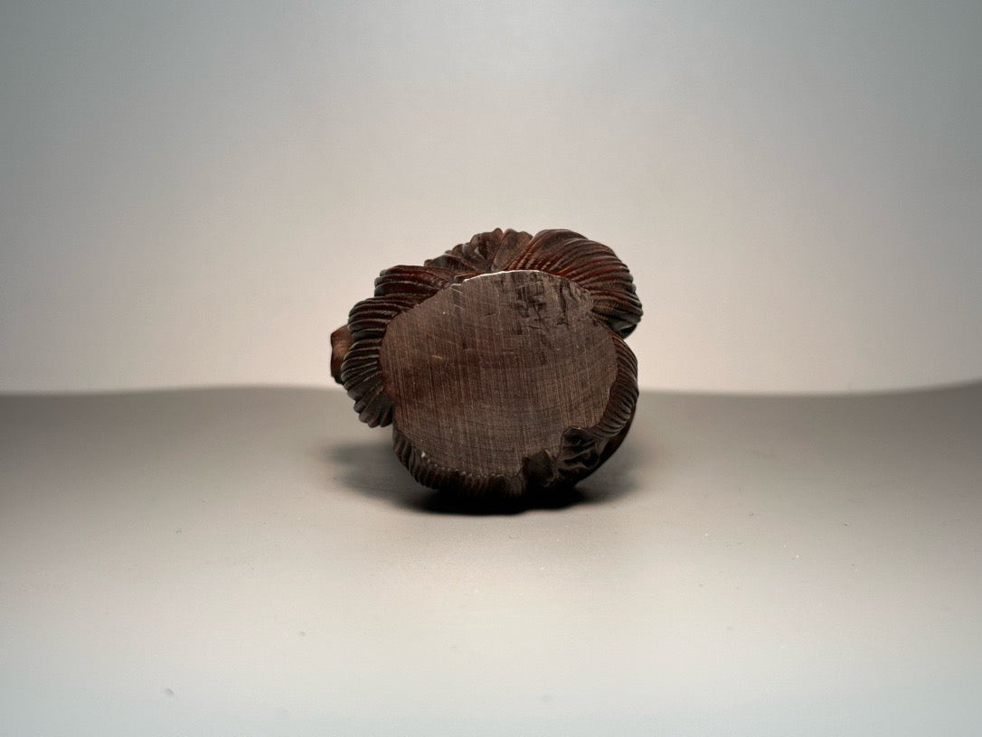 Chinese antique boxwood carving with exquisite craftsmanship, carving a continuous stream of scientific and technological Liang pots