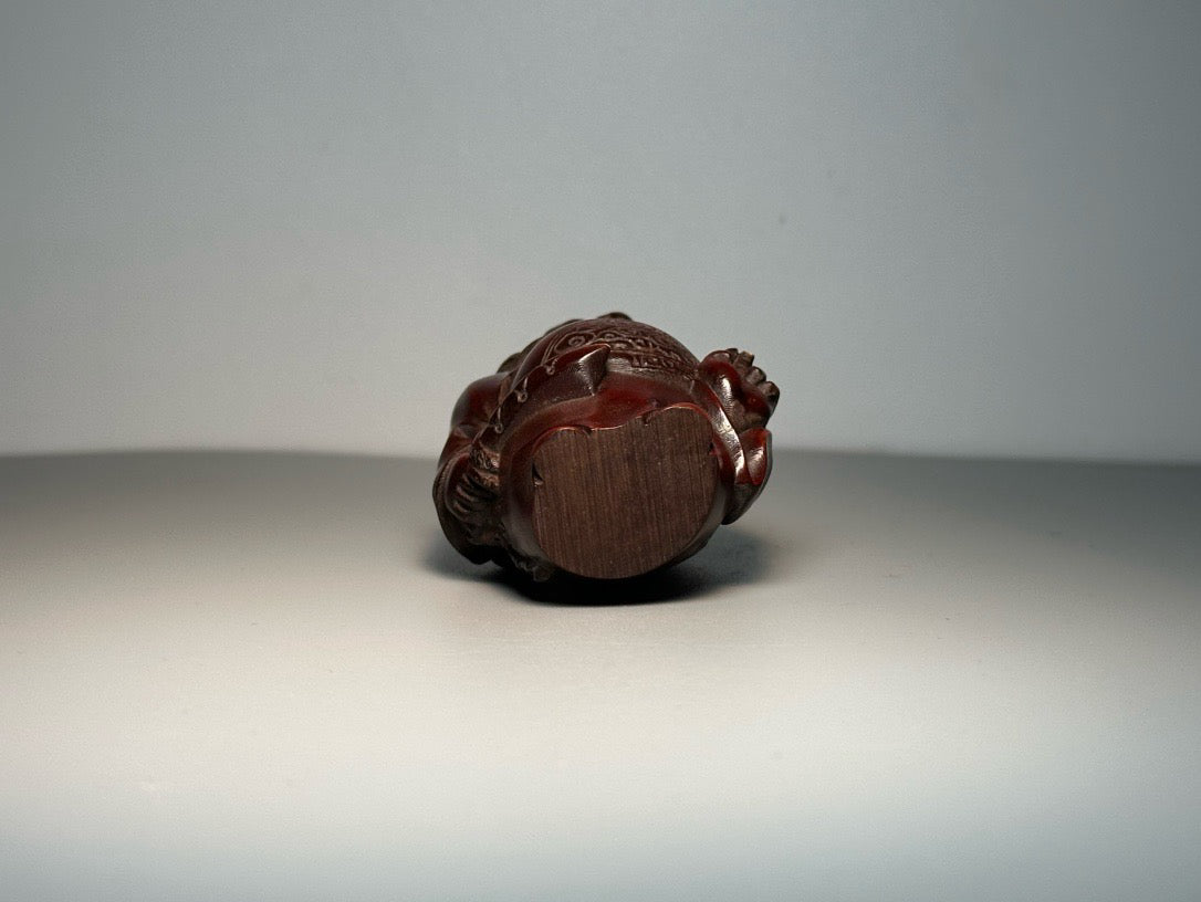 Chinese antique boxwood carving with exquisite craftsmanship, Zhong Kui wielding a sword