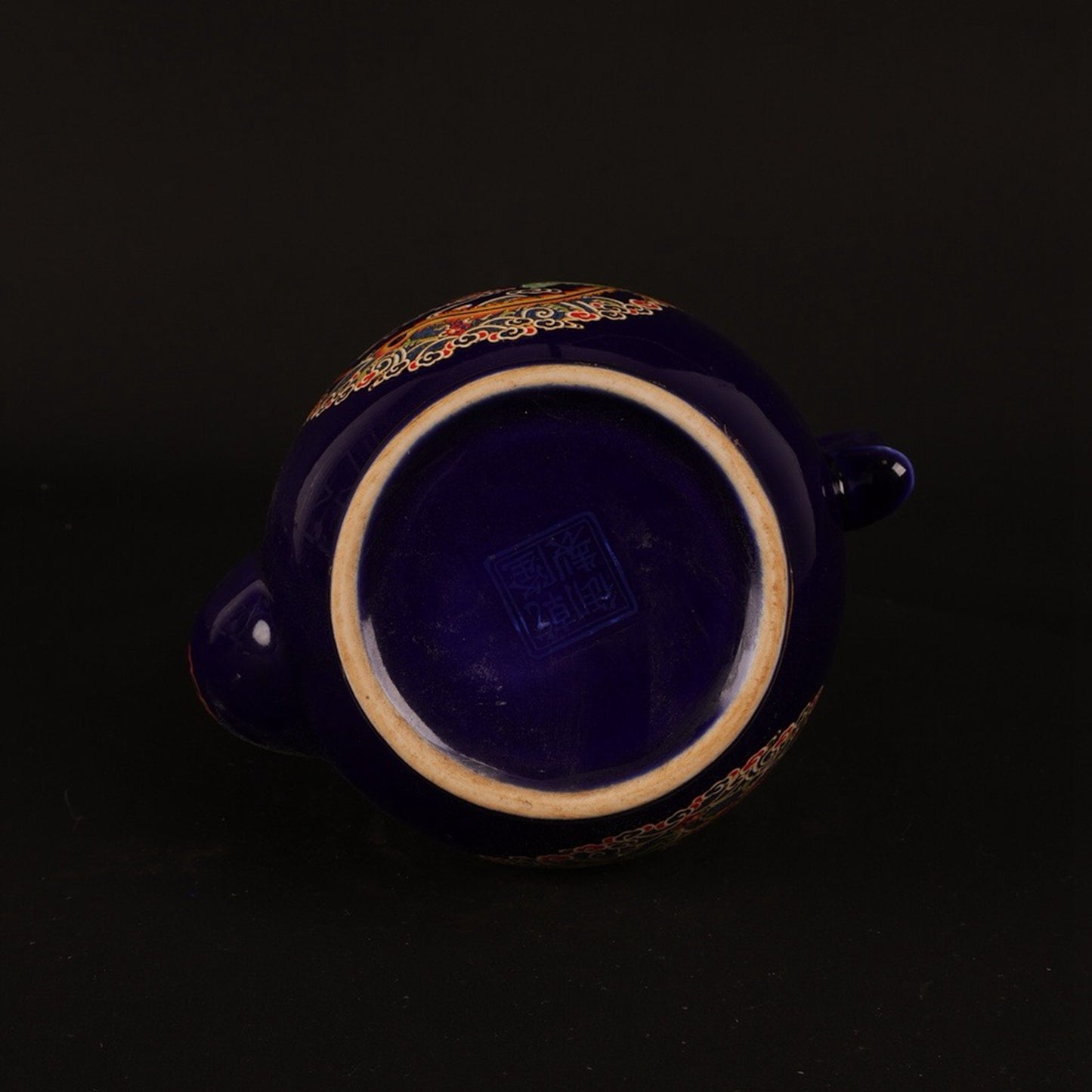 Blue glazed pink dragon patterned small wine pot