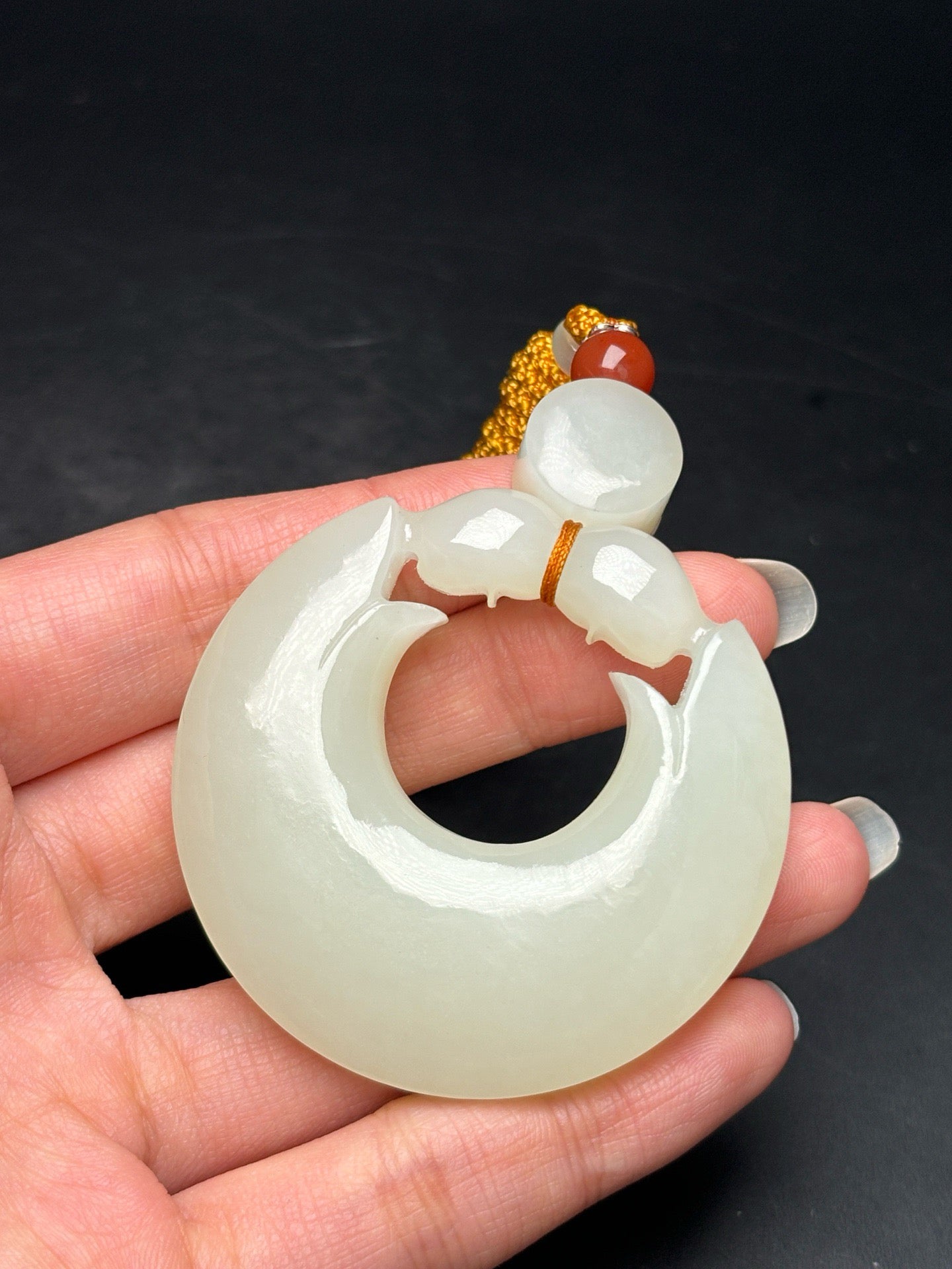 Exquisite Hotan Jade pendant