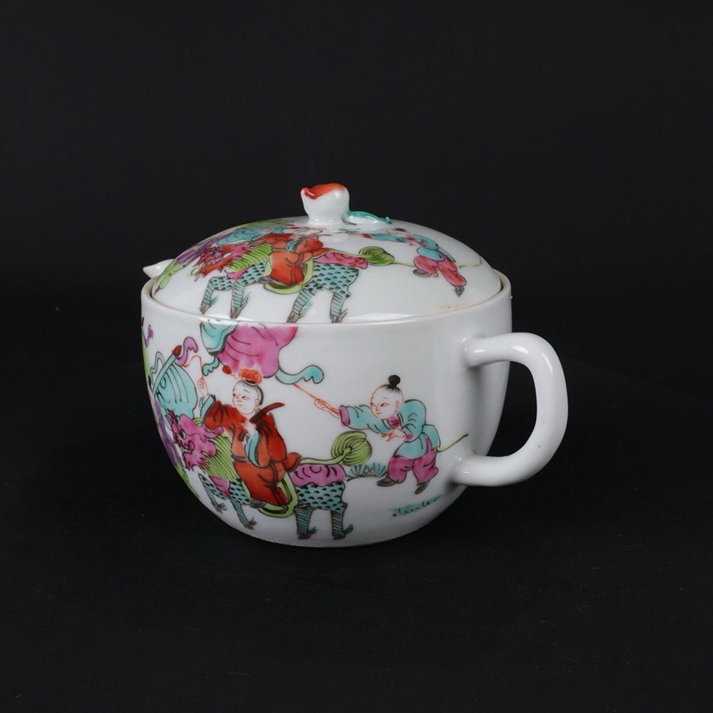 Republic of China Pink Kirin Gift Pattern Straight Peach Pot