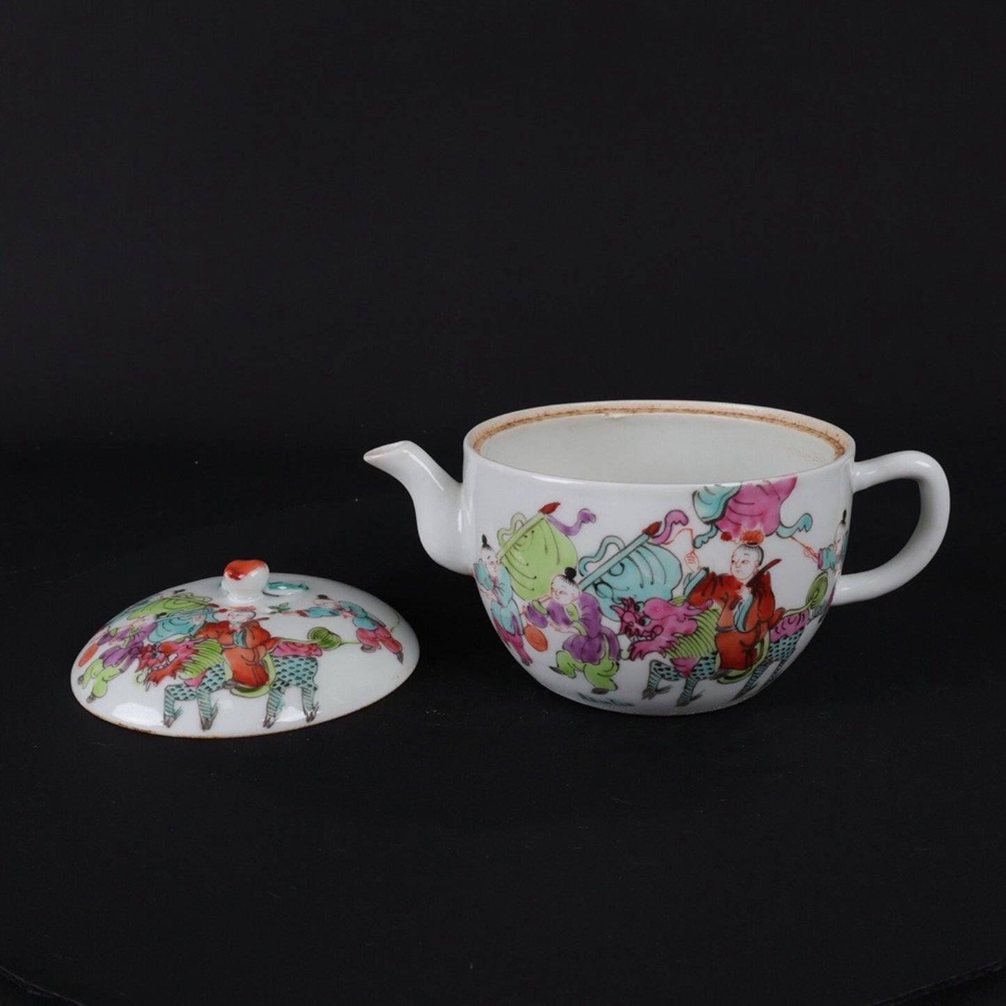 Republic of China Pink Kirin Gift Pattern Straight Peach Pot