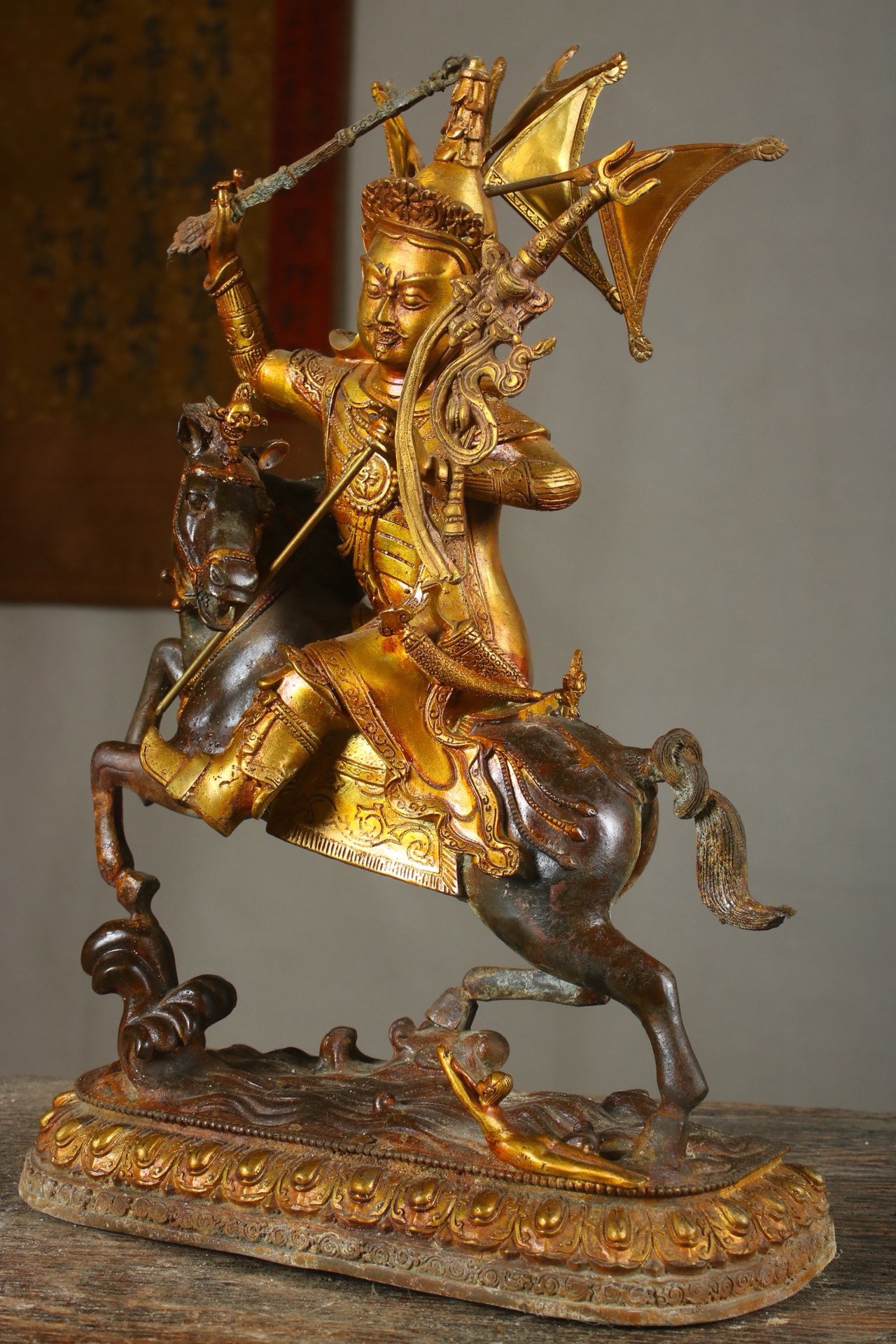 A Chinese antique bronze gilded handmade exquisite horse protector
