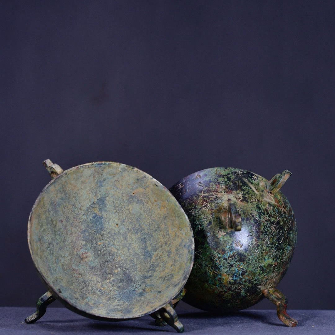 Chinese antique bronze watermelon tripod with three legs