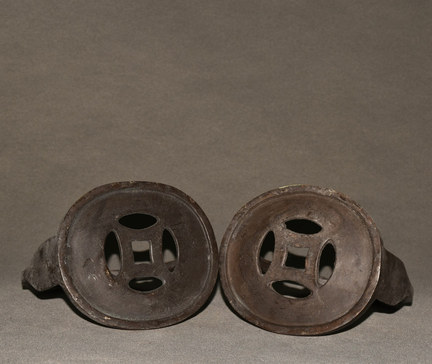 Pure copper horseshoe ornament