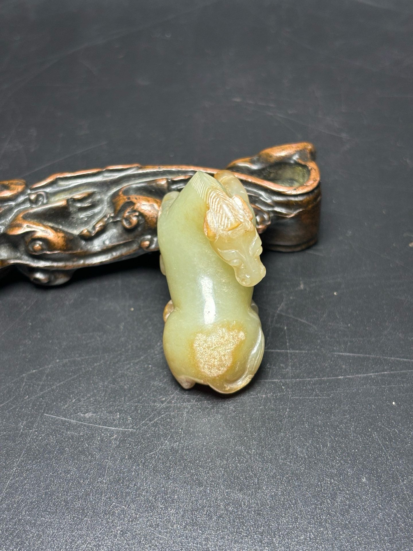 Exquisite Hotan Jade Turning Back Horse
