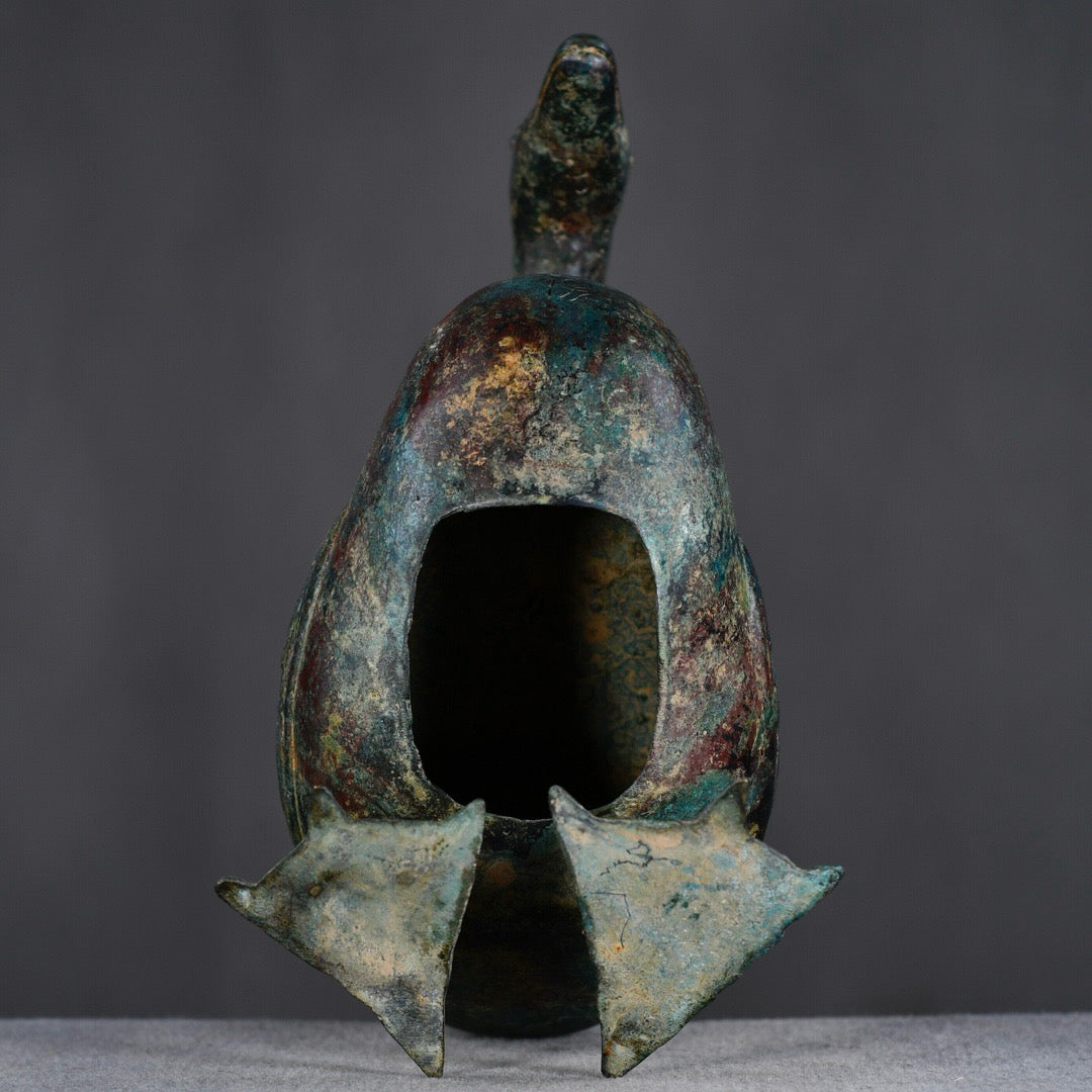 Chinese antique bronze duck statue