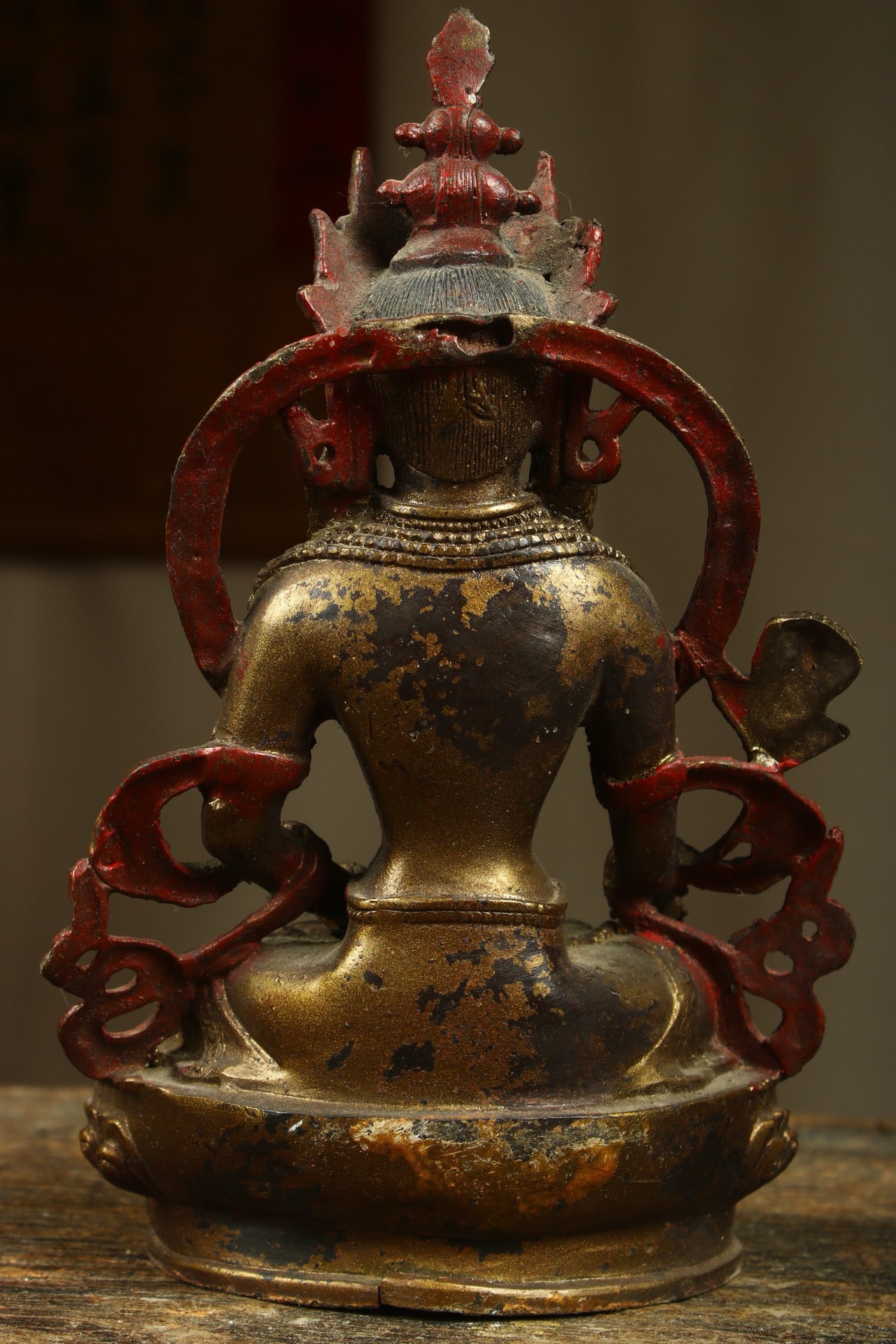 Chinese antique bronze gilded handmade statue of a Tibetan king