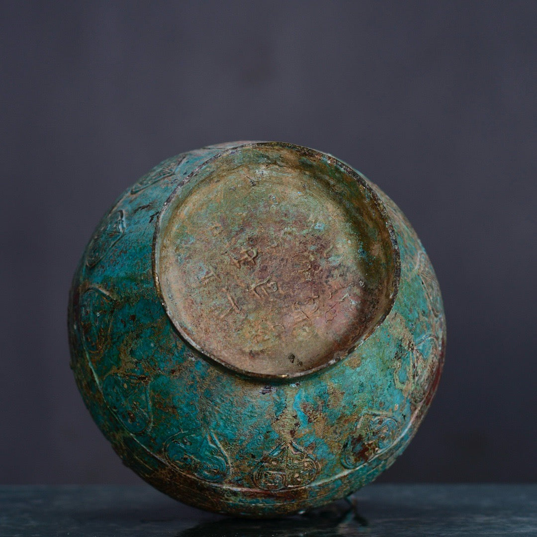 Chinese antique bronze lotus vase