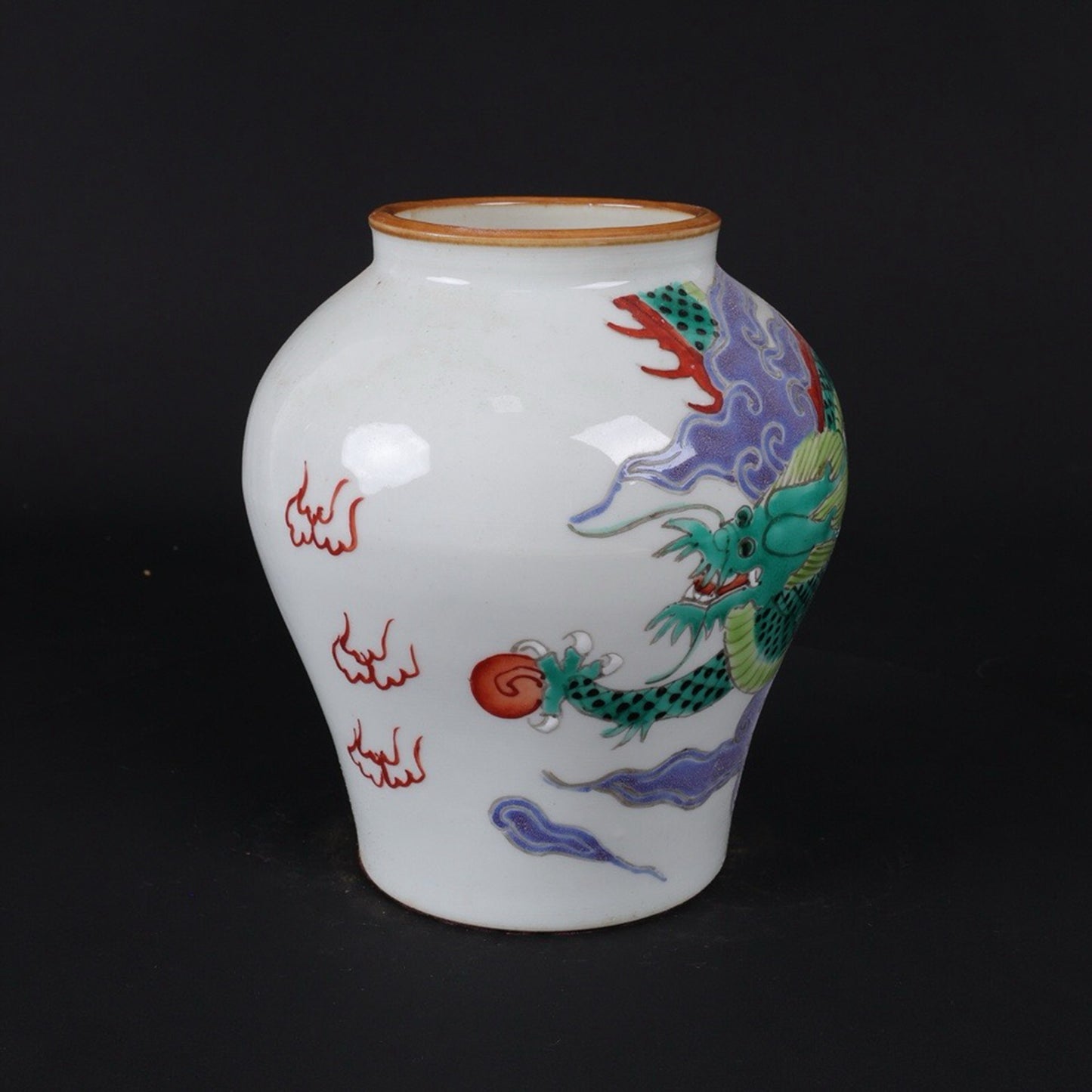 Republic of China pink dragon patterned jar