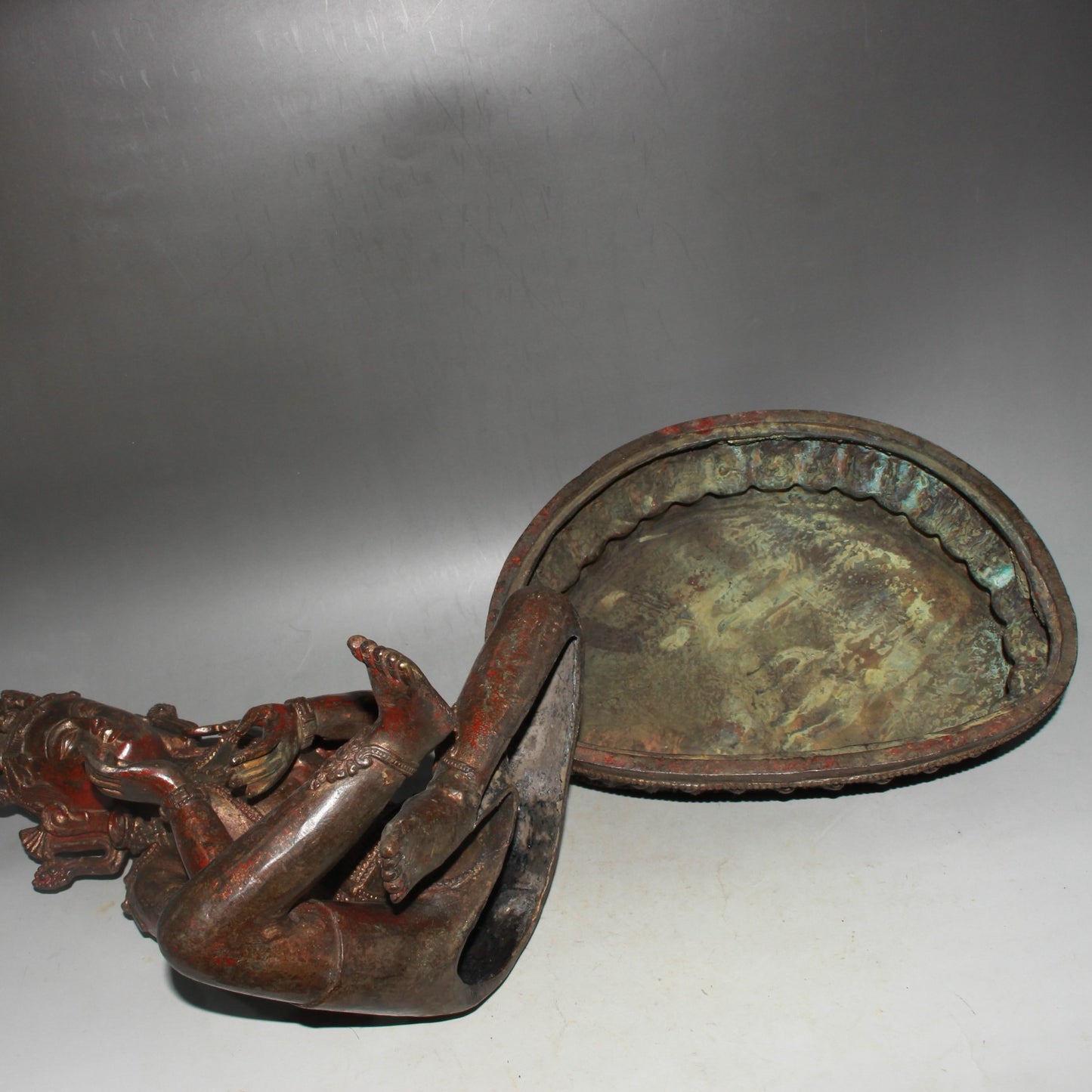 Pure copper Guanyin Buddha statue ornaments