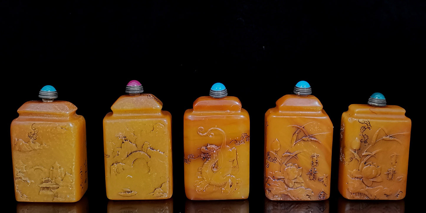 Chinese Antique Tian Huangshi Snuff Bottle