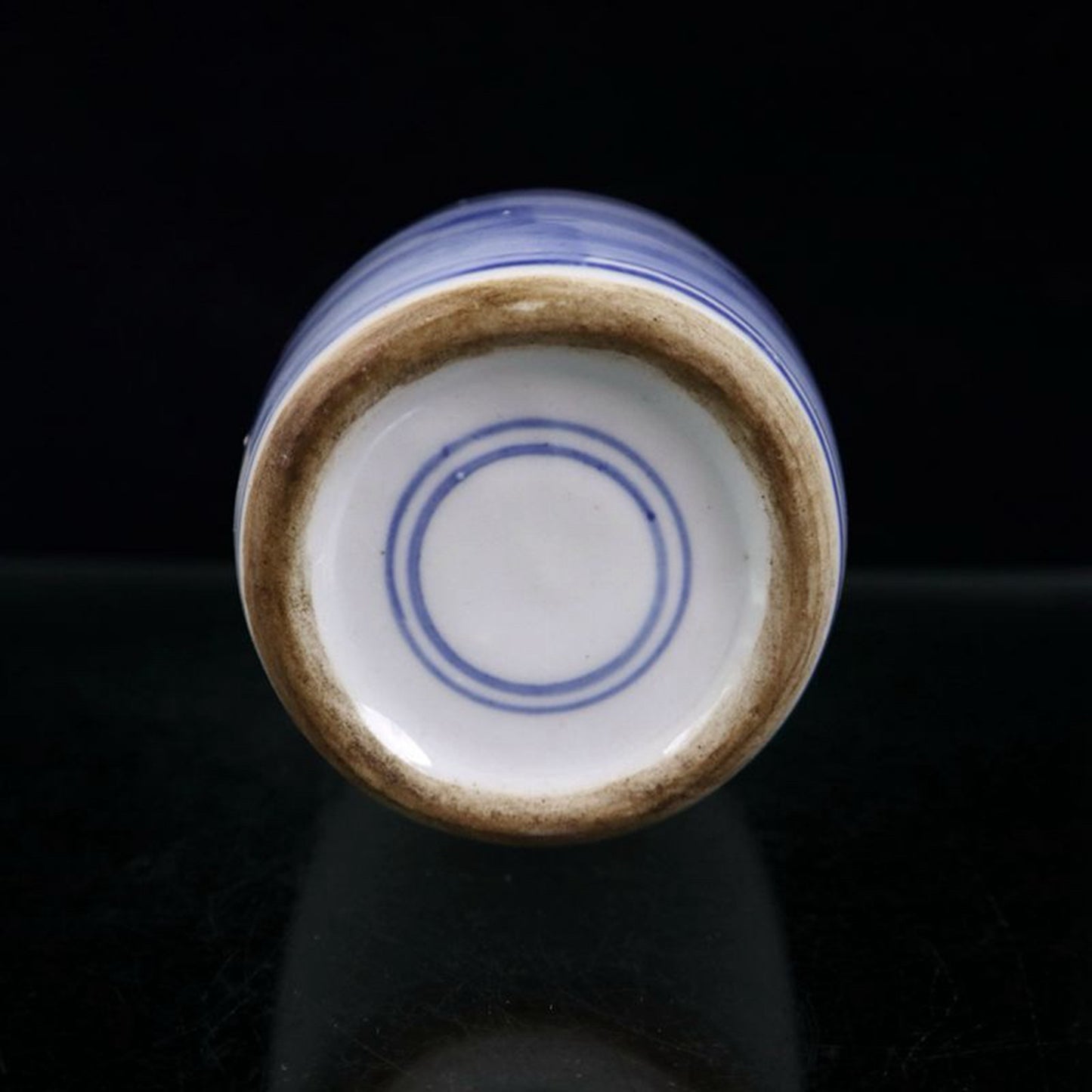 Blue and white three star figure patterned vase