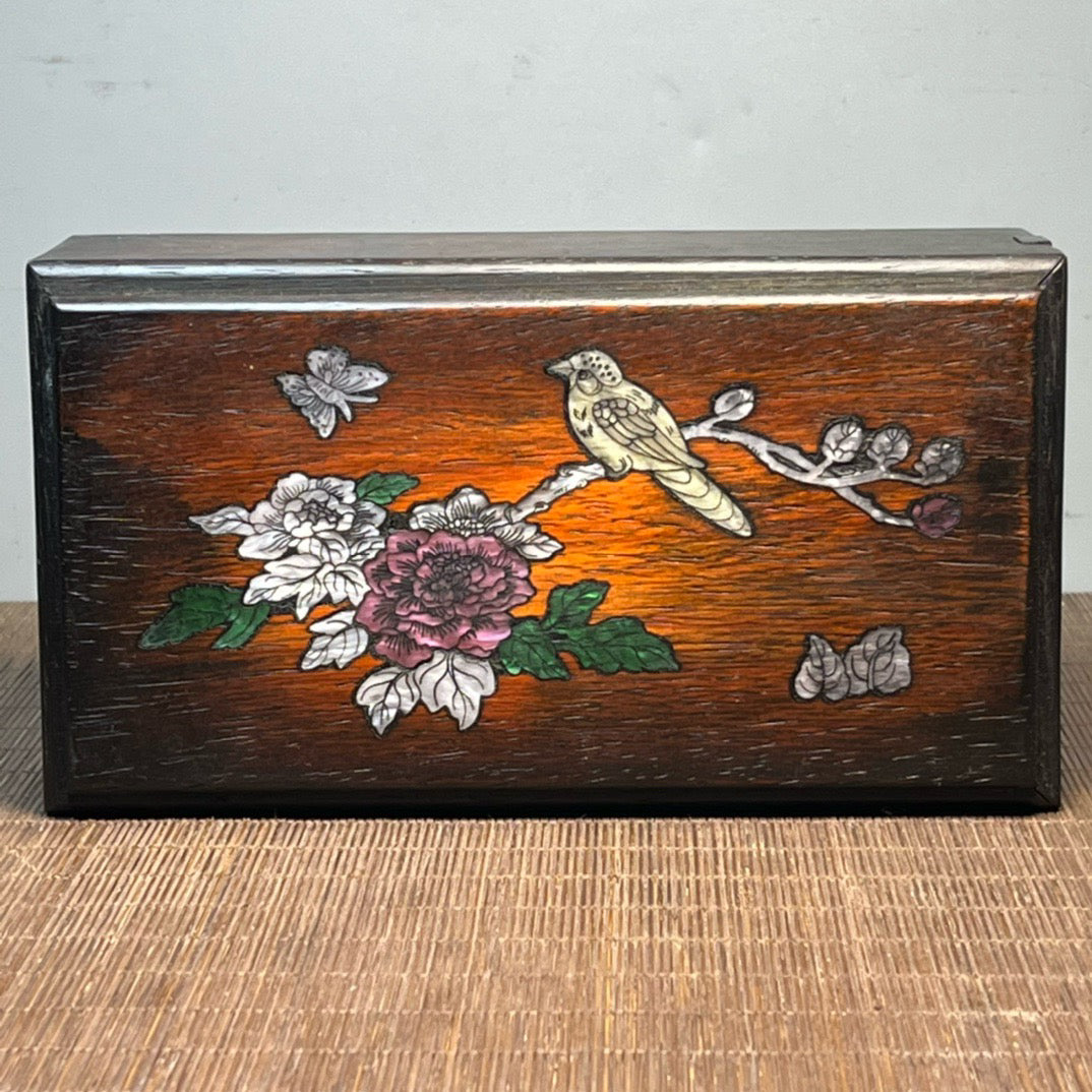 Chinese antique blood sandalwood inlaid with seashells carved with autumn chrysanthemums competing for beauty mechanism box