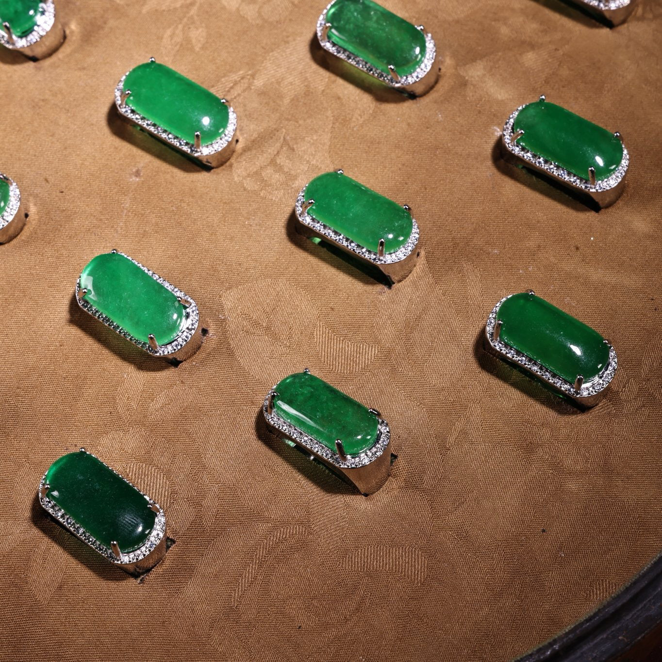 A box of Chinese antique jade rings
