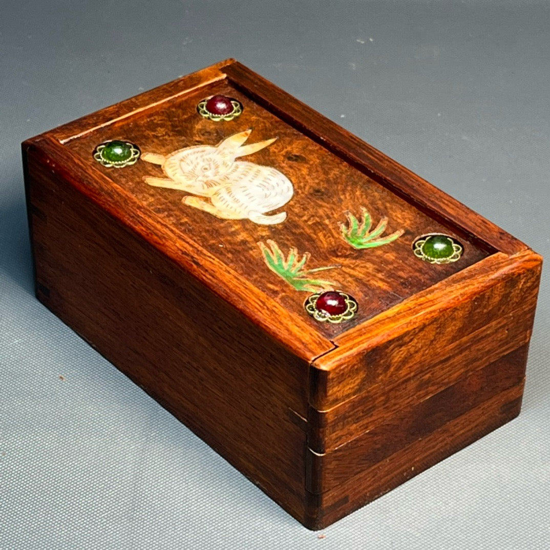 Flower pear wood inlaid shell carving mechanism box