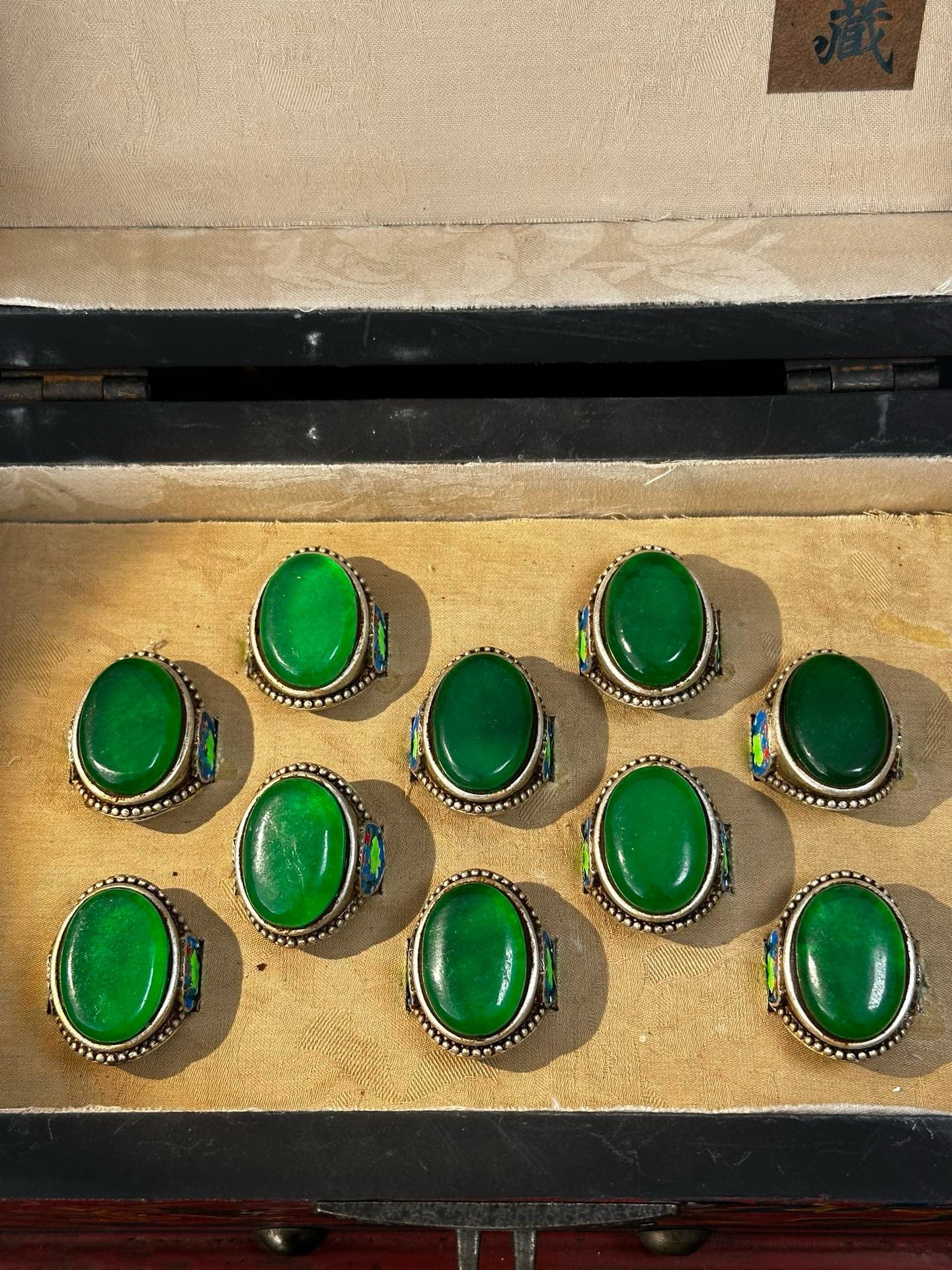 A box of Chinese antique jade rings
