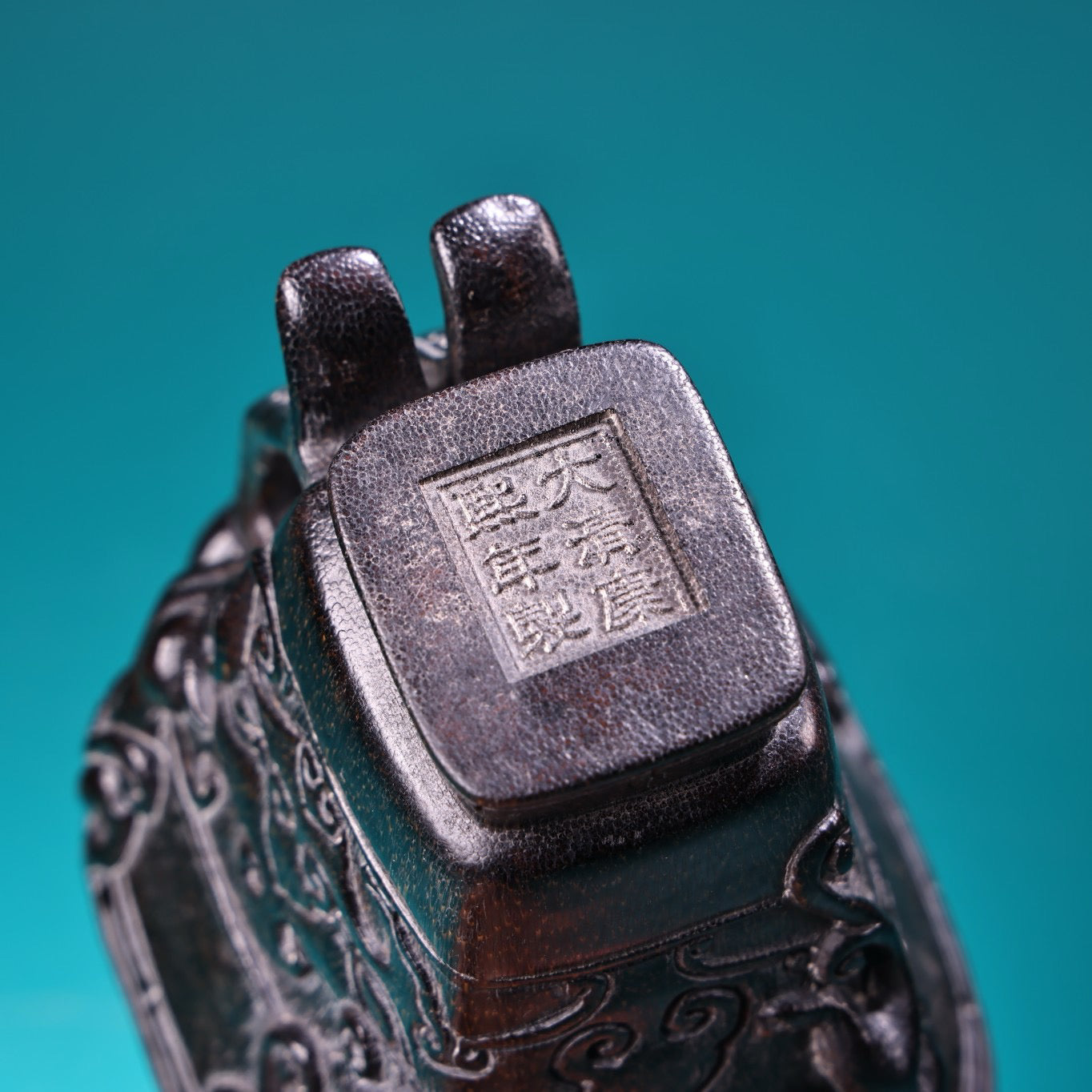 Chinese Antique High Relief Carving Rhinoceros Horn Point Carving Wine Cup