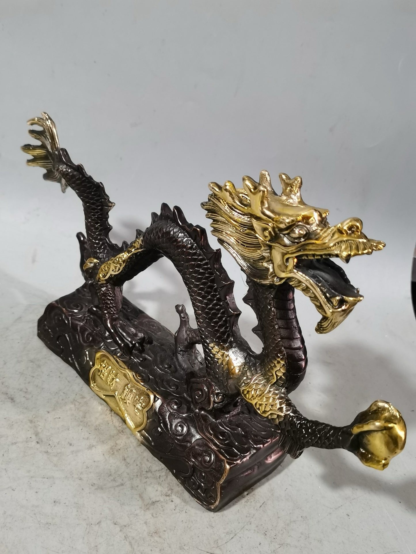Pure copper gold-plated feng shui dragon ornament