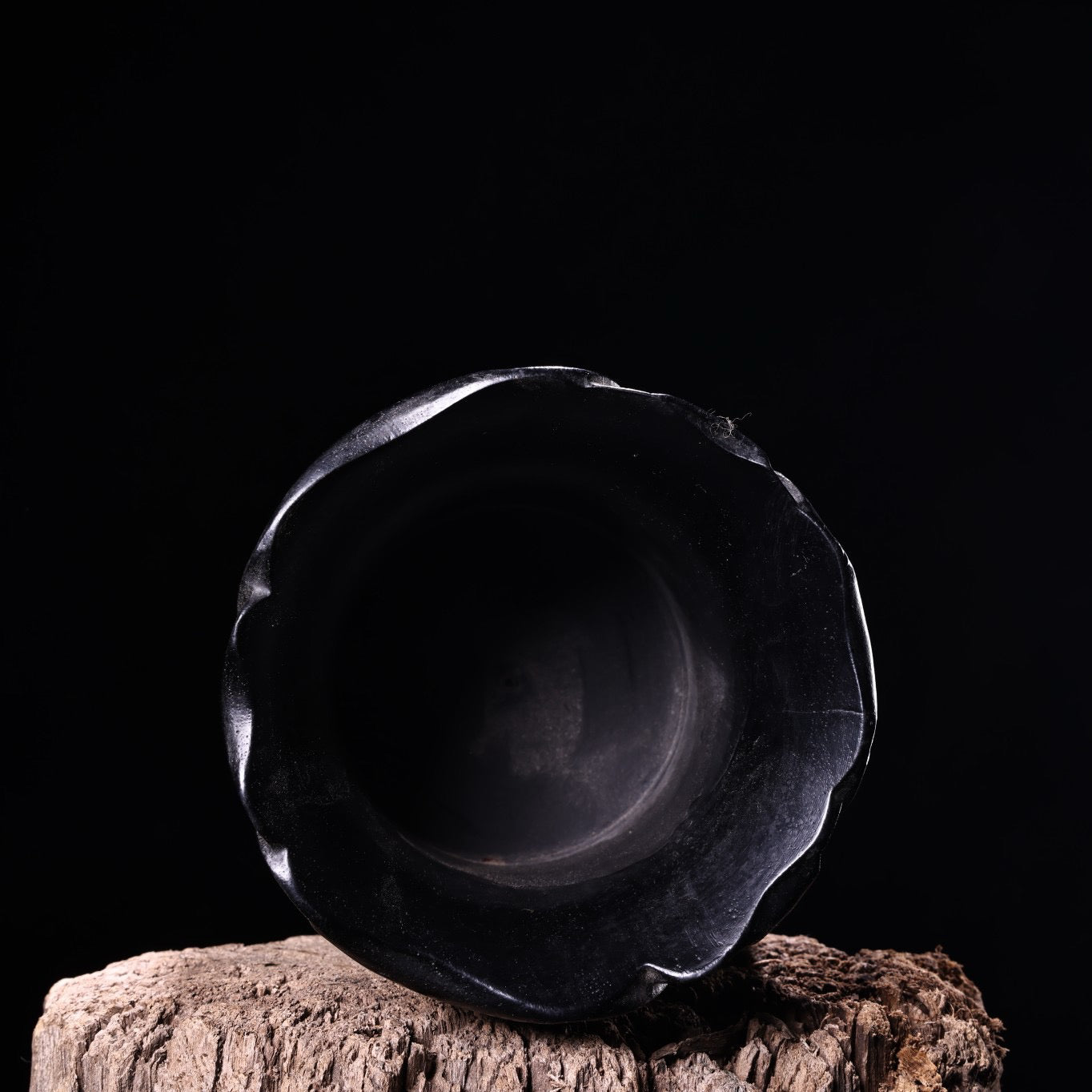 Chinese antique high relief ebony carving pen holder