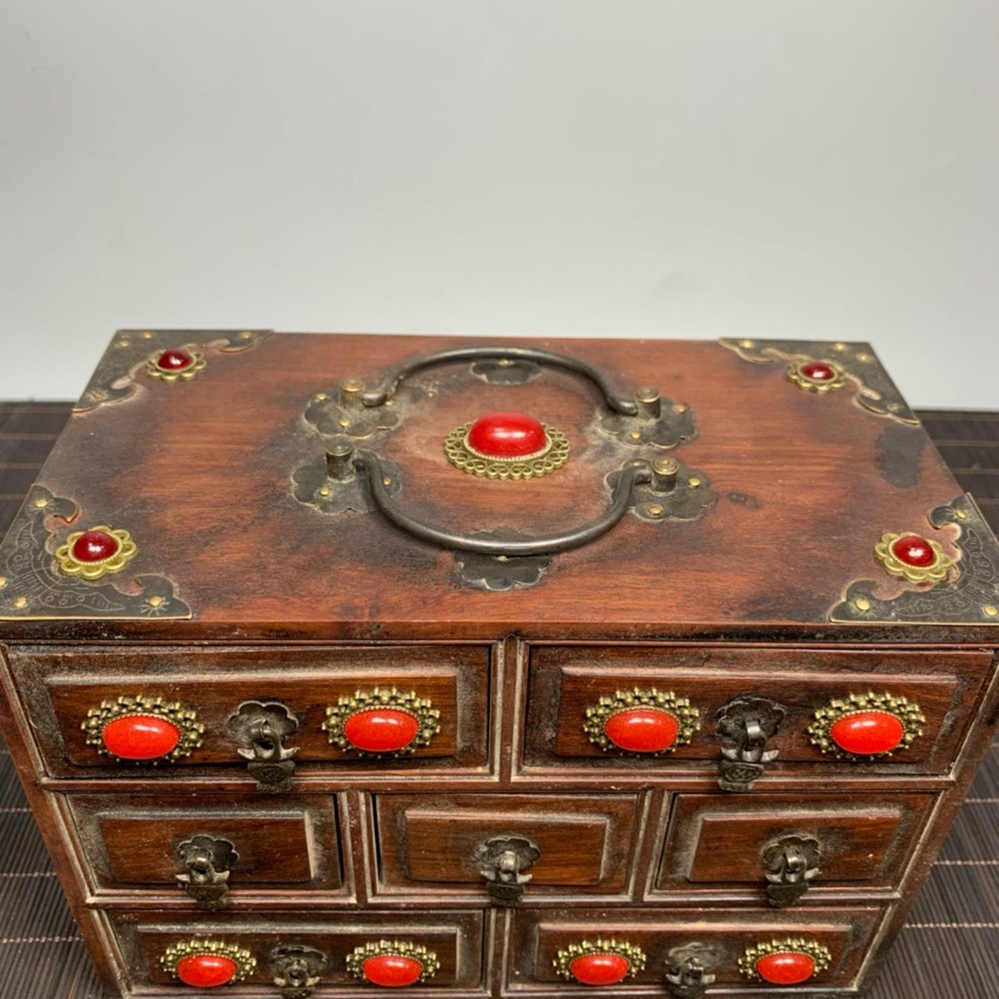 Chinese antique rosewood seven draw box