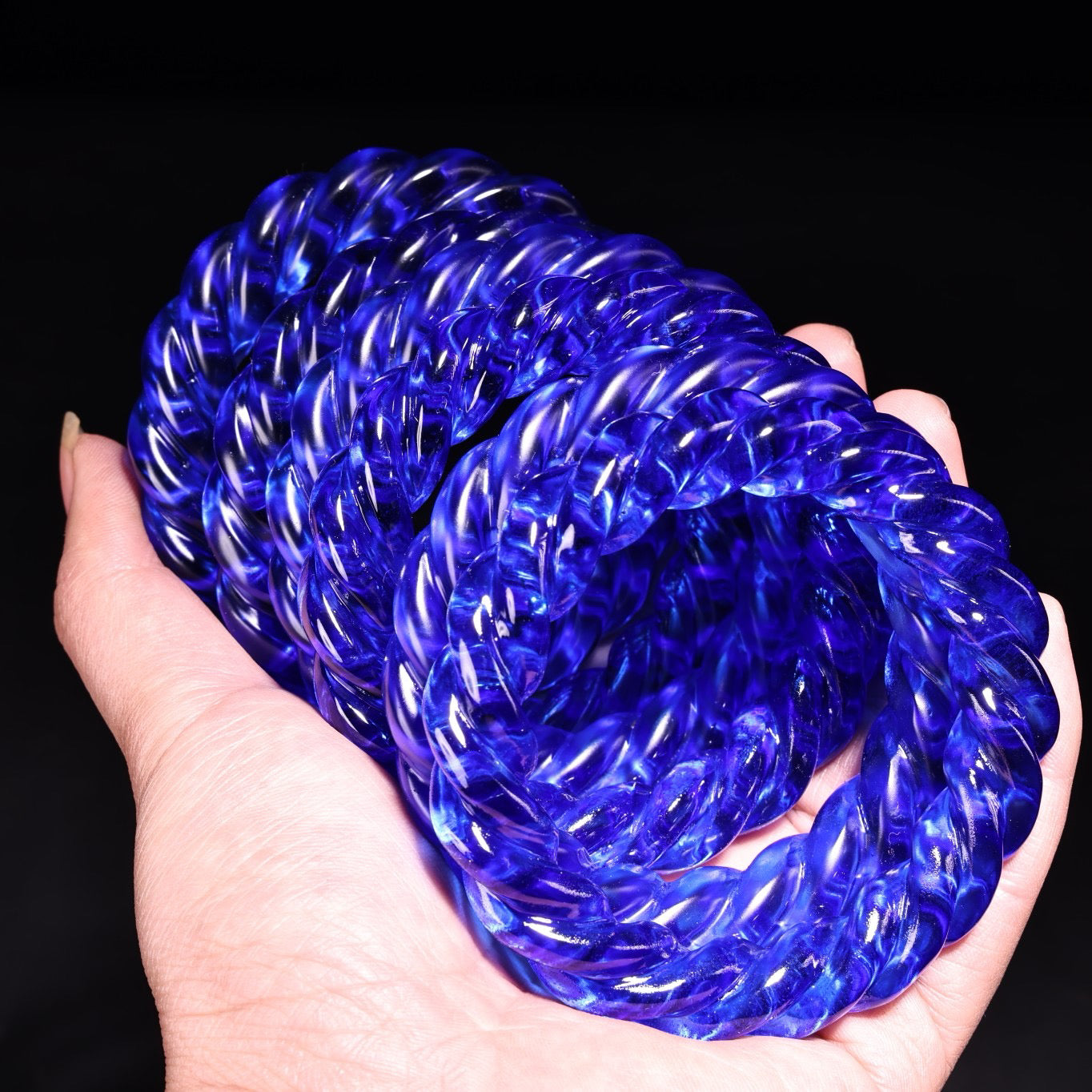 A box of Chinese antique sapphire carving Fried Dough Twists bracelet