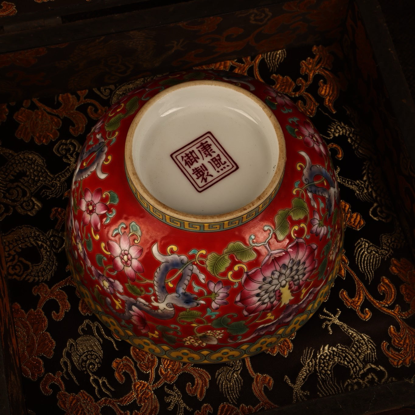 Chinese antique enamel colored porcelain bowl
