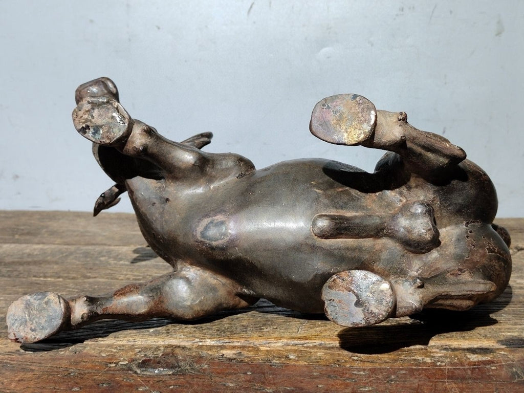 Pure copper bullish and soaring ornaments