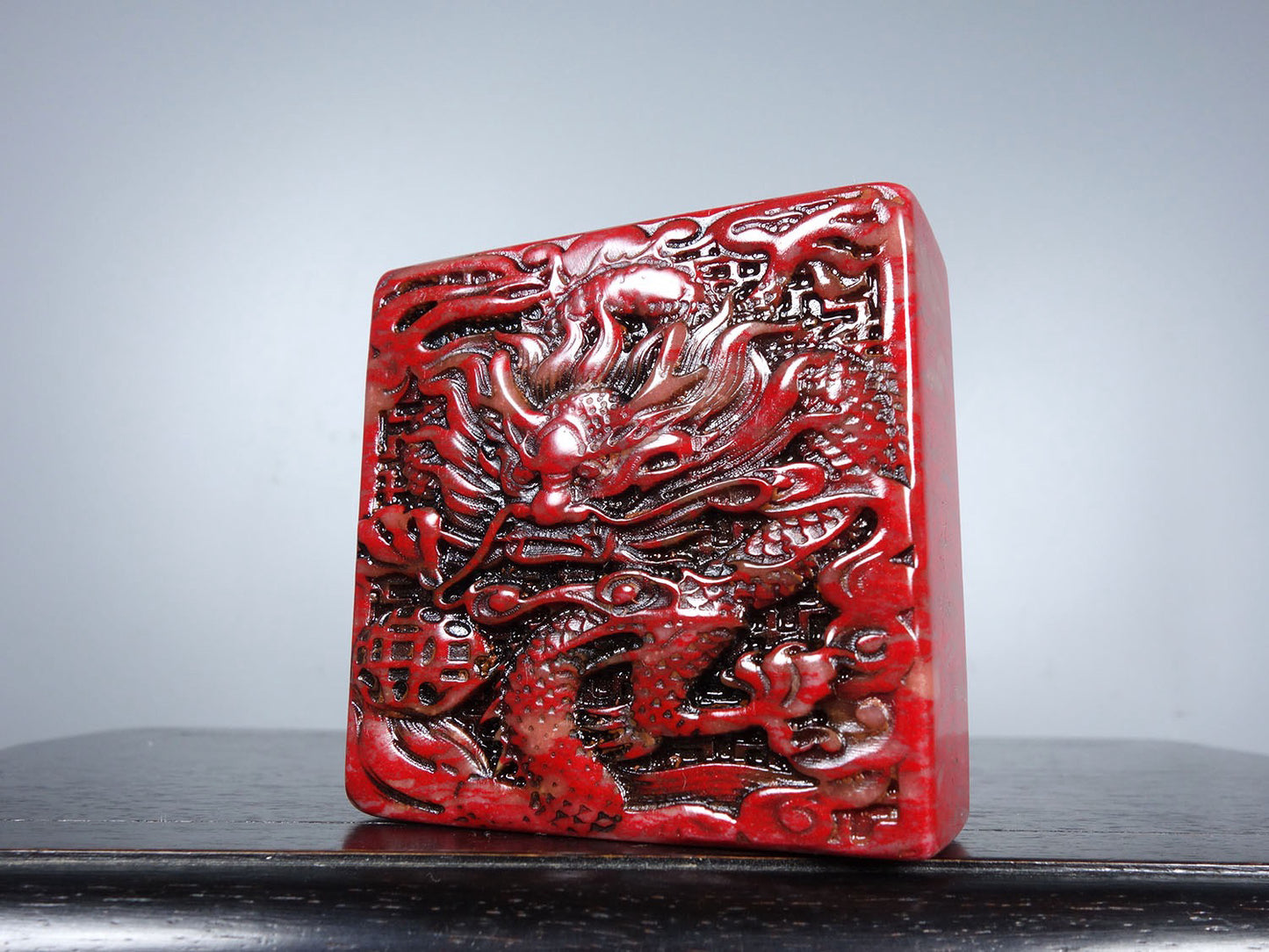 Chinese antique chicken blood stone finely carved divine dragon offering auspicious seal