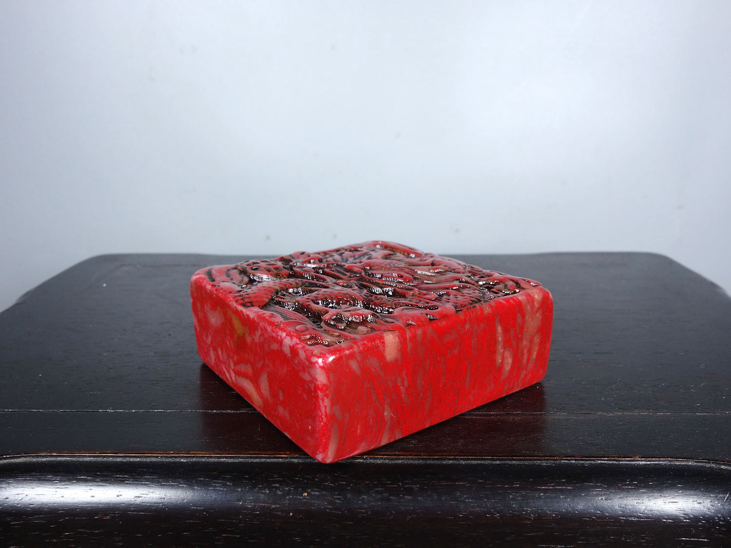 Chinese antique chicken blood stone finely carved divine dragon offering auspicious seal