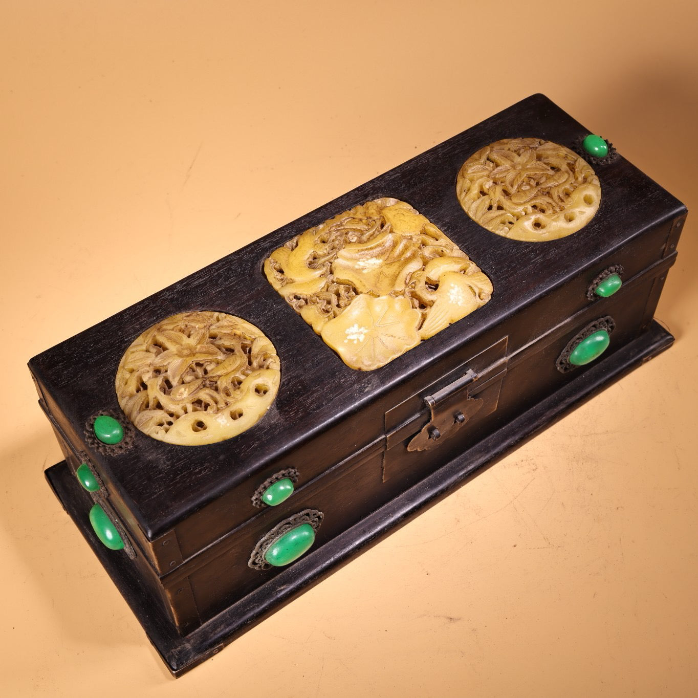 Chinese Antique Old Black Sandalwood High Relief Carved Old Jade Box