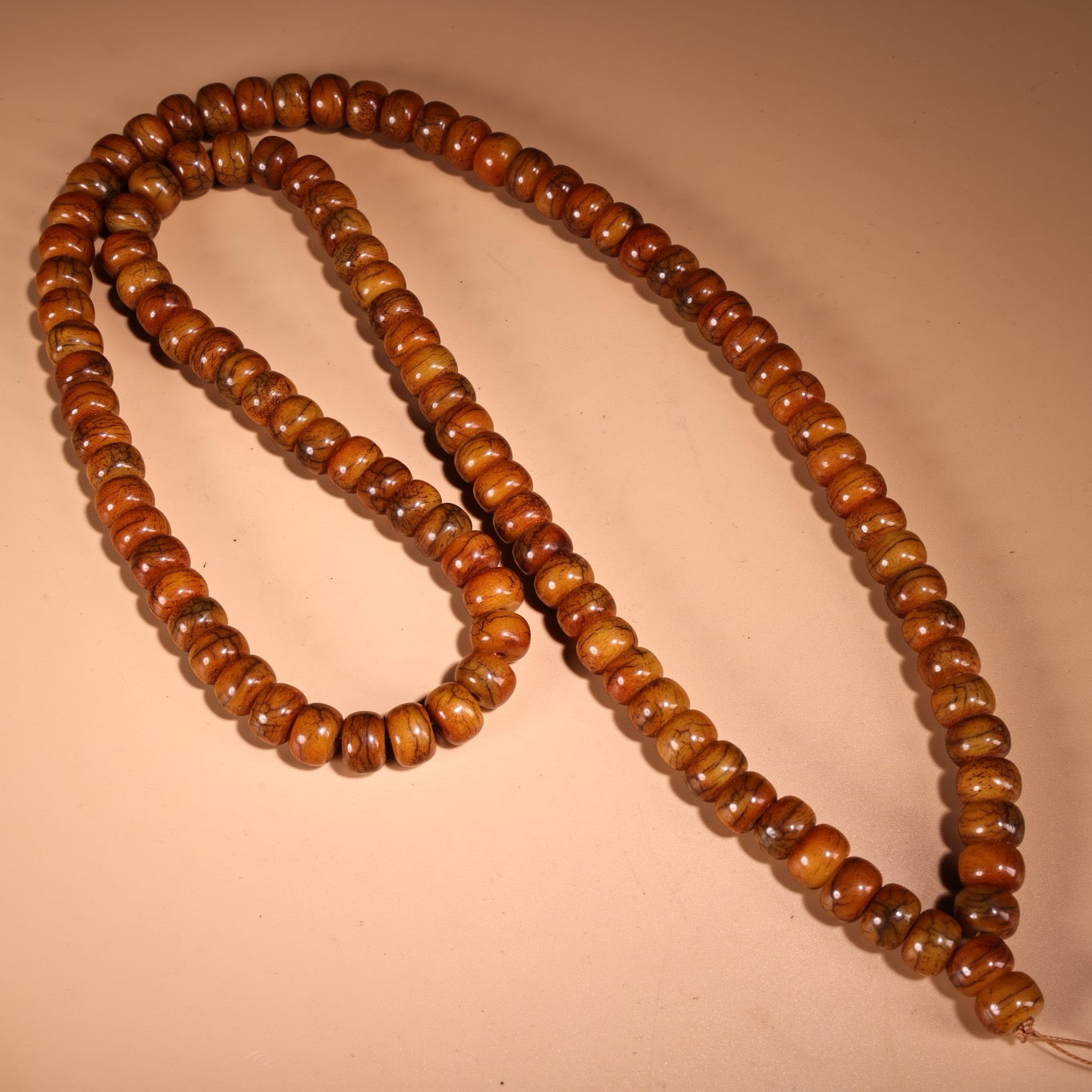 A Chinese antique prayer bead