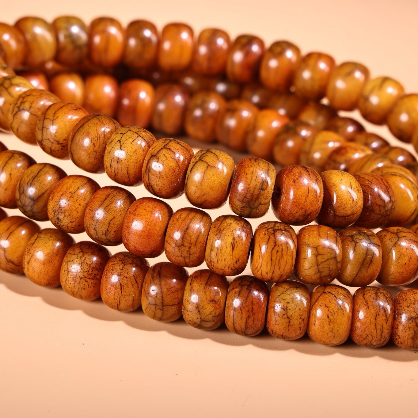 A Chinese antique prayer bead