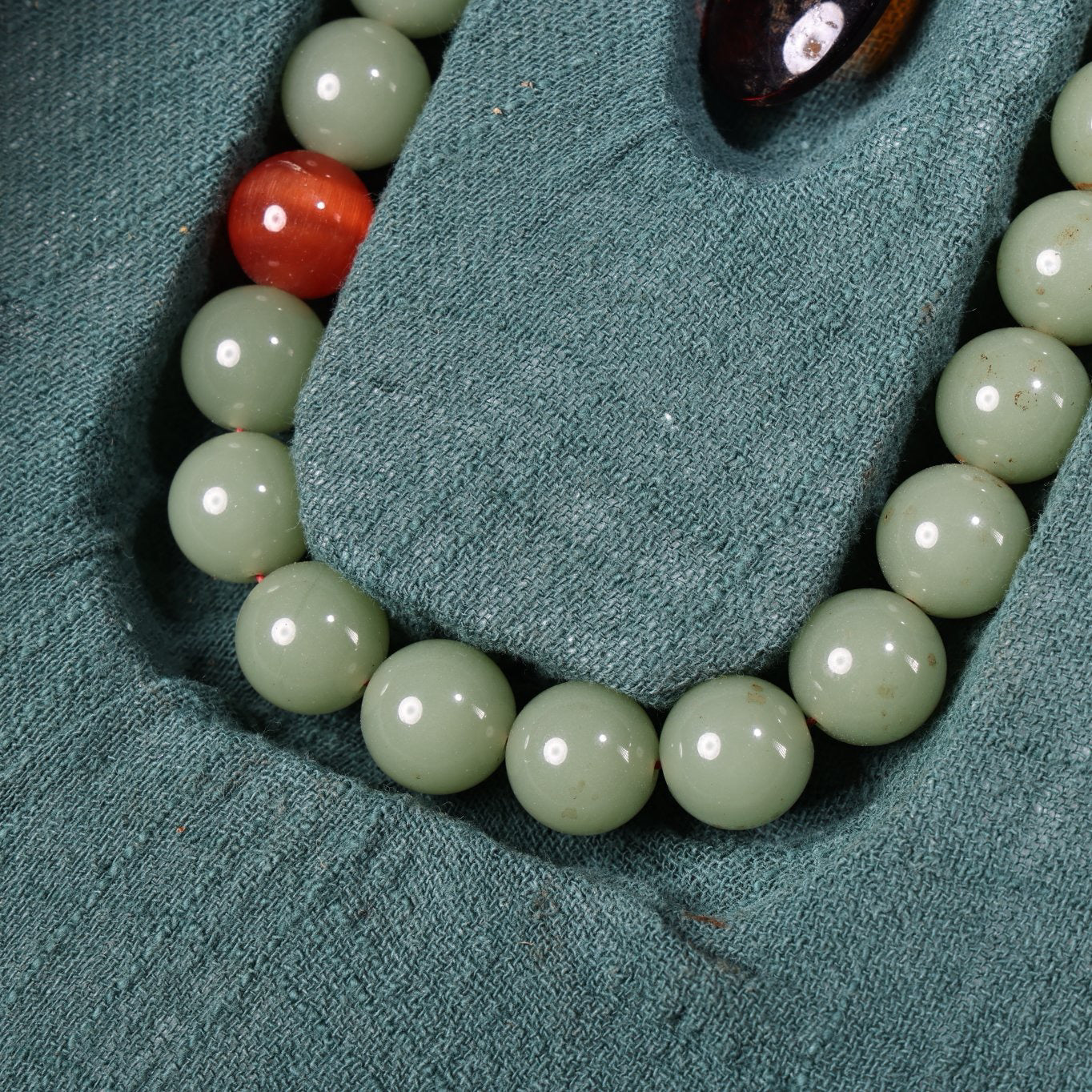 A box of Chinese antique court beads