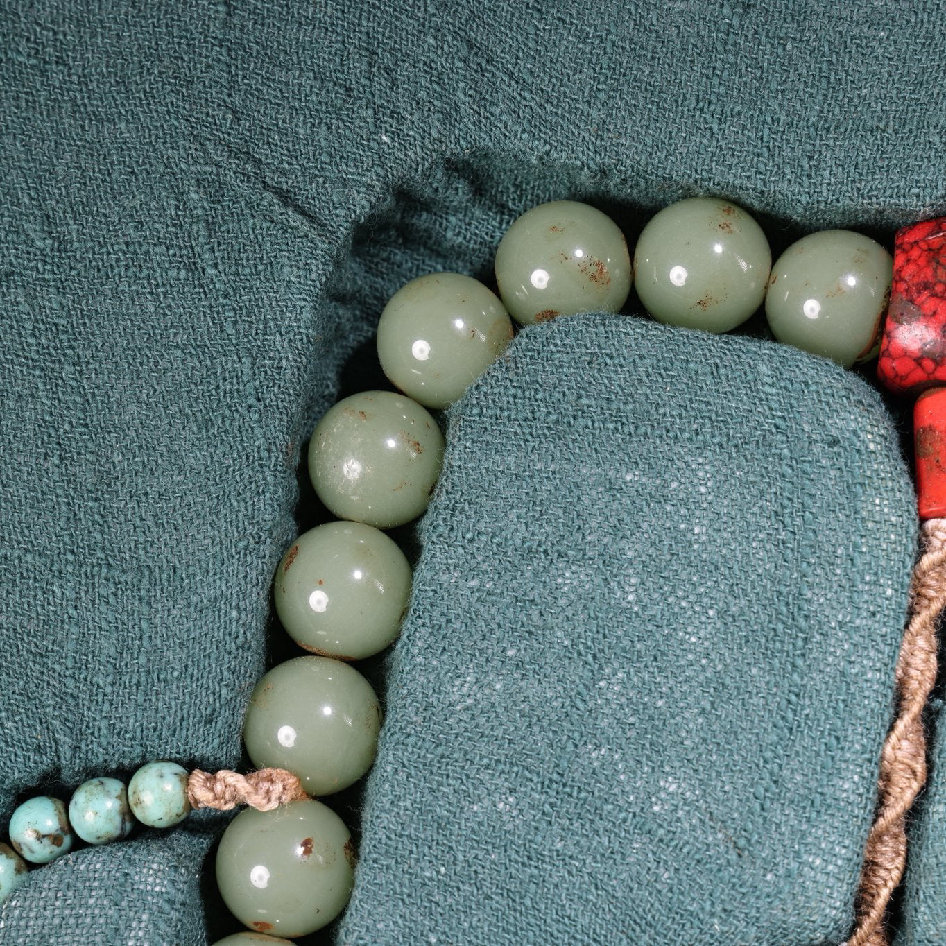 A box of Chinese antique court beads