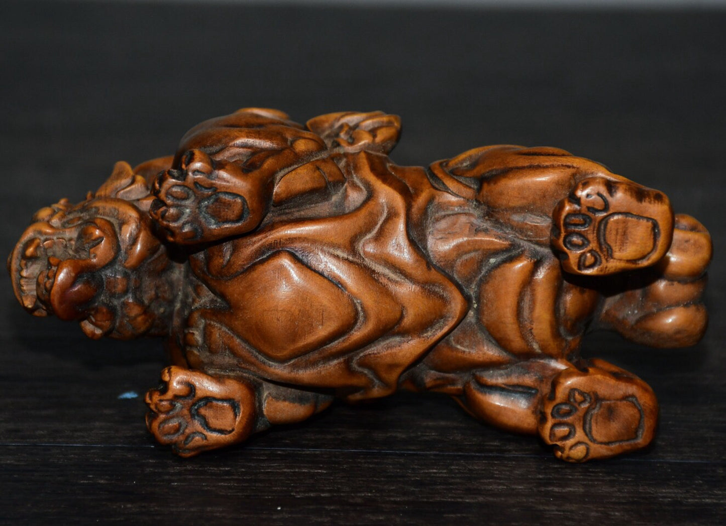Chinese antique small leaf boxwood flying animal ornament