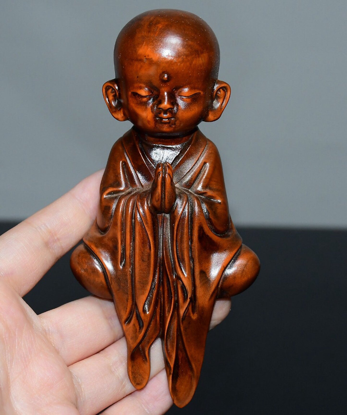 Chinese antique small leaf boxwood Zen heart ornaments